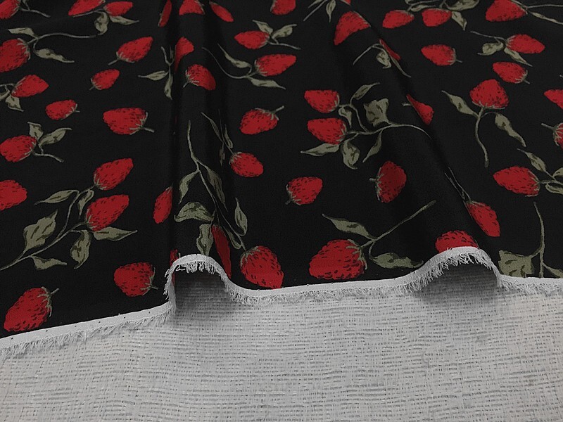 100% PURE Silk 17 Momme Crepe Silk Fabric Strawberry 44″ wide 1 meter XL004