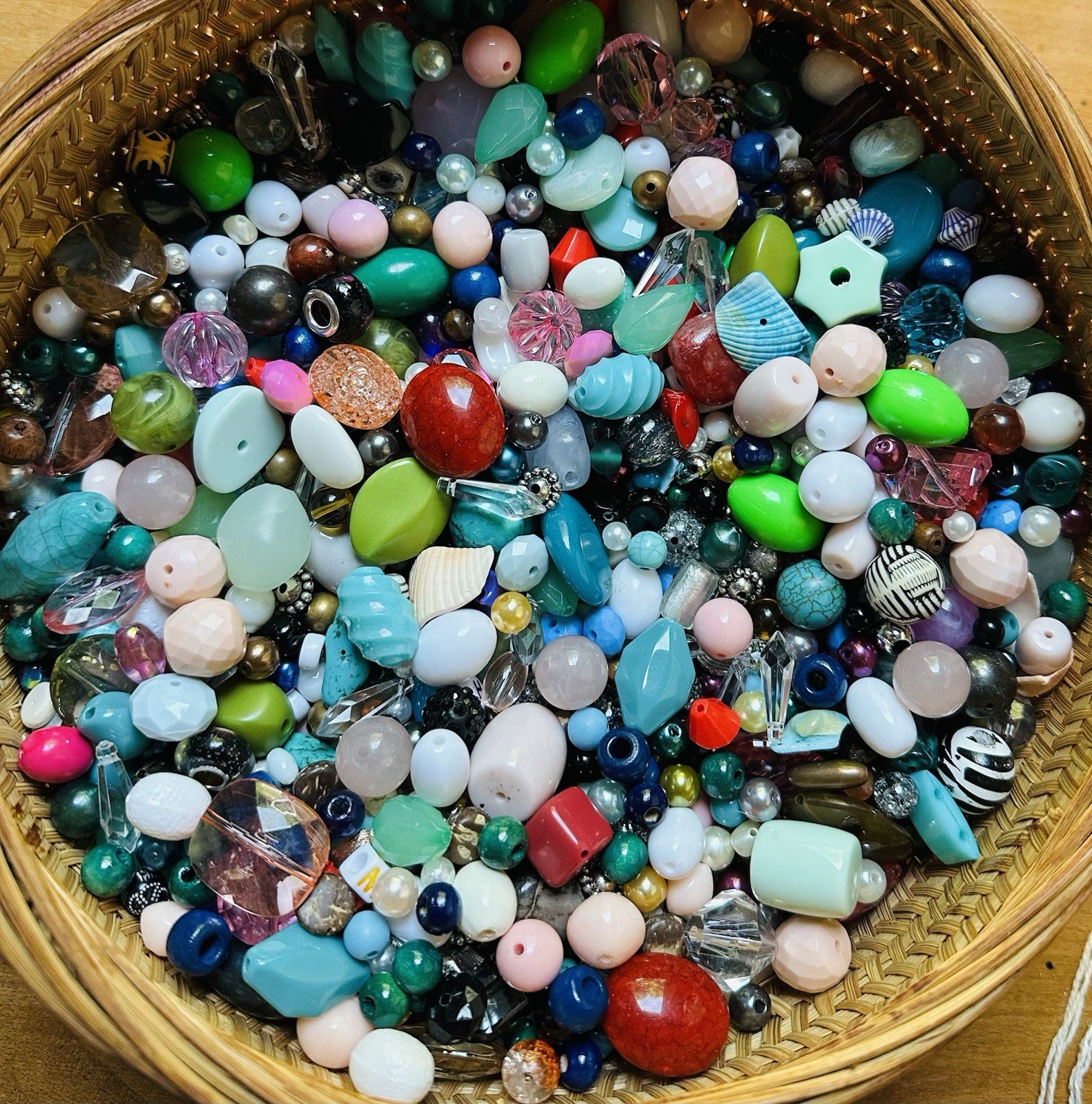 1 Pound Bead Soup Acrylic Glass Charms Upcycled Jewelry Making Crafts #2A