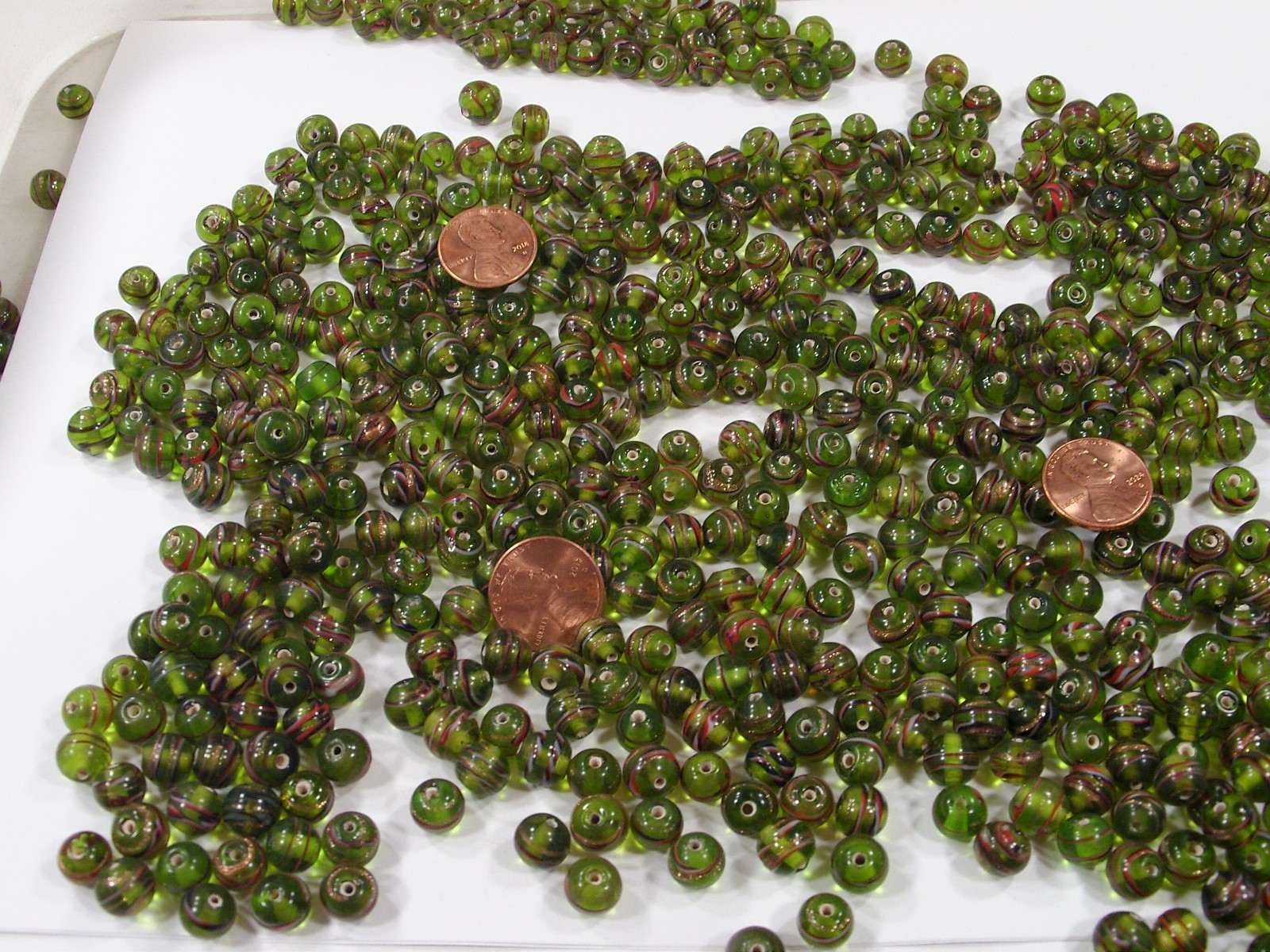 2 Pounds (8mm) Round Green Swirl India Handmade Glass Beads Wholesale (QOL-1) ⭐