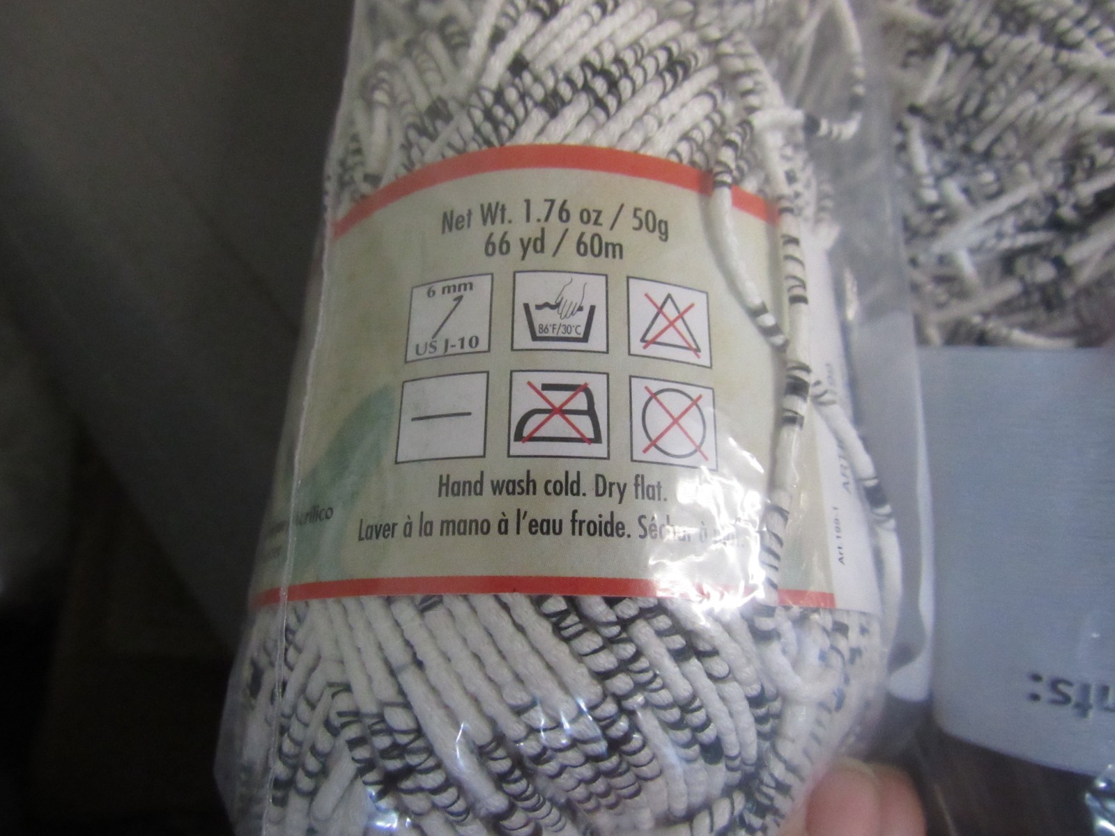 5 Skeins Royale Lovebeads Crochet Thread Ebony & Ivory
