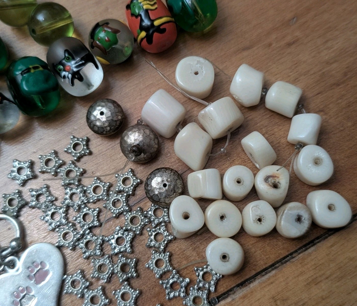 Lot Of 100+ Mixed Beads Halloween Glass Lampwork Metal Stars Faceted Purple