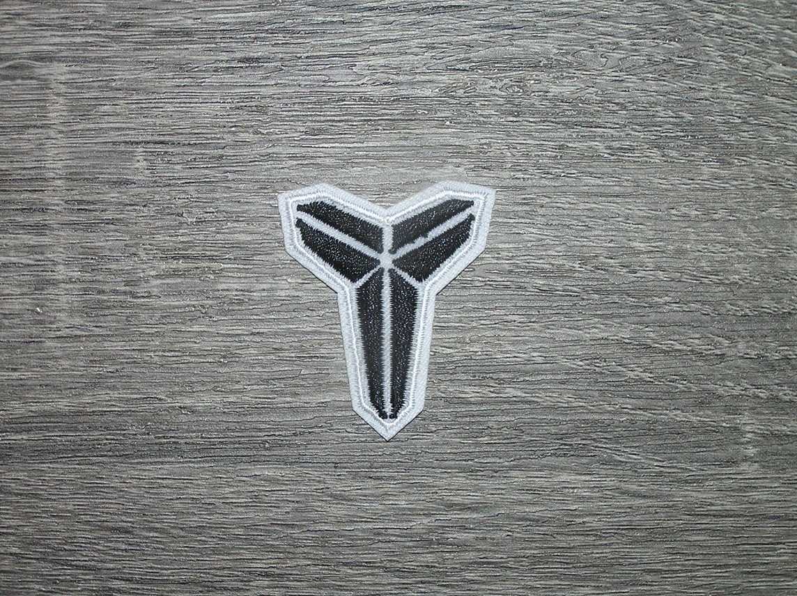 Kobe Bryant Mamba White/Black Basketball Embroidered Iron On Patch 1.5″ x 1.75″