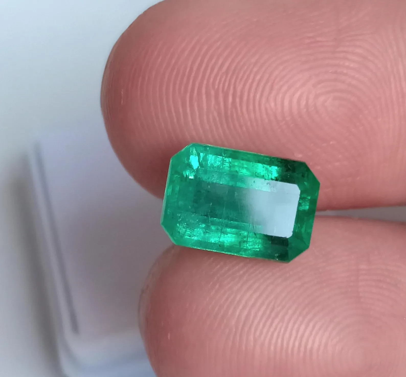Natural Emerald 3.38 Carat Octagon Cut 11×8 MM Loose Gemstone For Jewelry