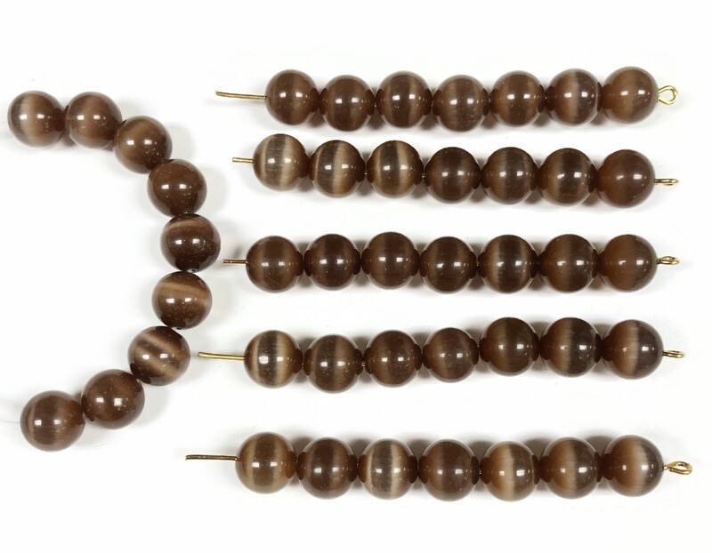 38 Cat’s Eye Fiber Optic Glass Chocolate 10mm. Smooth Round Beads 2609
