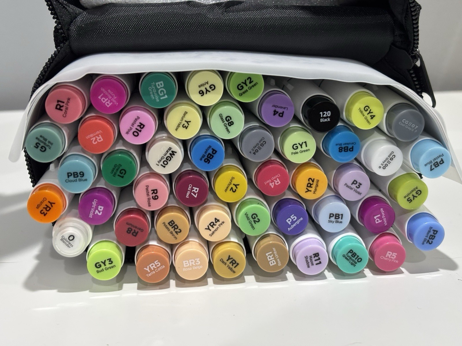 Ohuhu 48 Colors Alcohol Brush Markers + 1 Alcohol Marker Blender, Brush & Fine