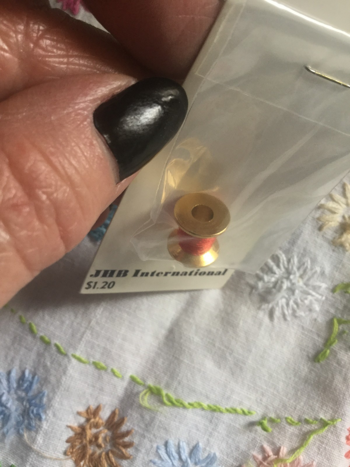 Women’s Buttons Gold Tone Sewing Spool with Red Thread X2 Metal JHB Internationa