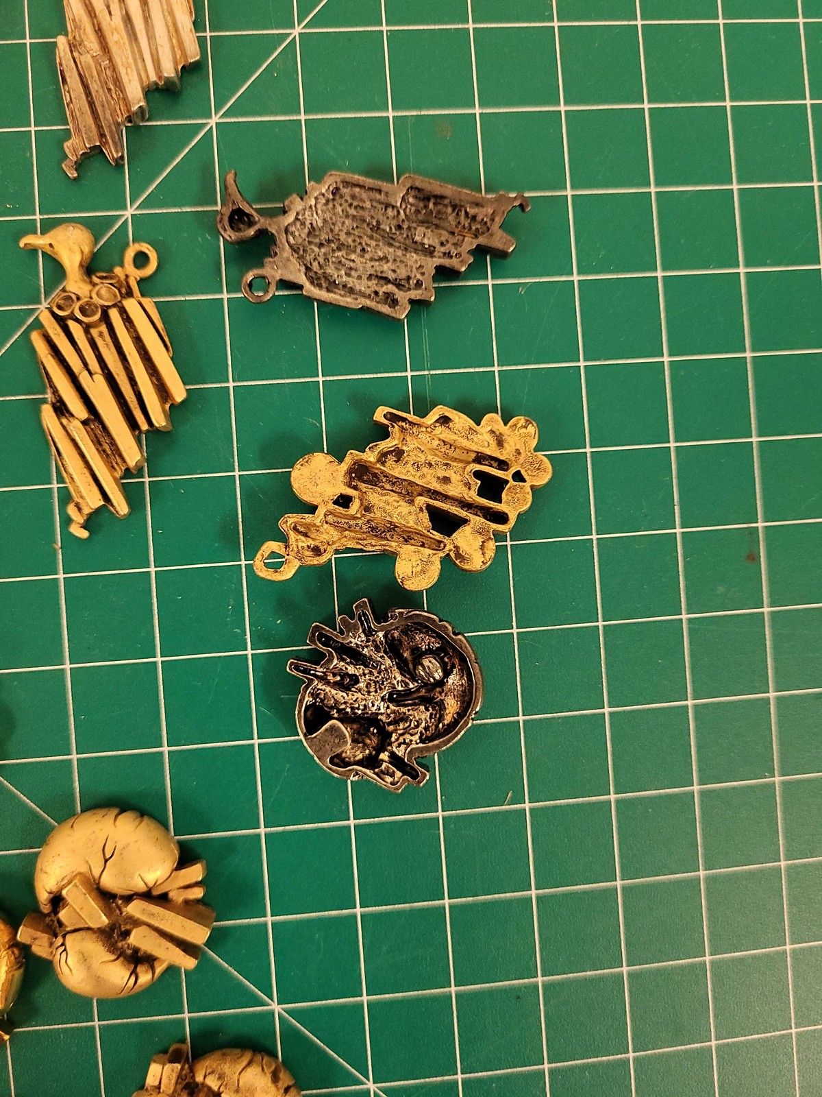 Lot 29 Metal Pendants Abstract Charms Bulk Jewelry Making Supplies Gold Silver