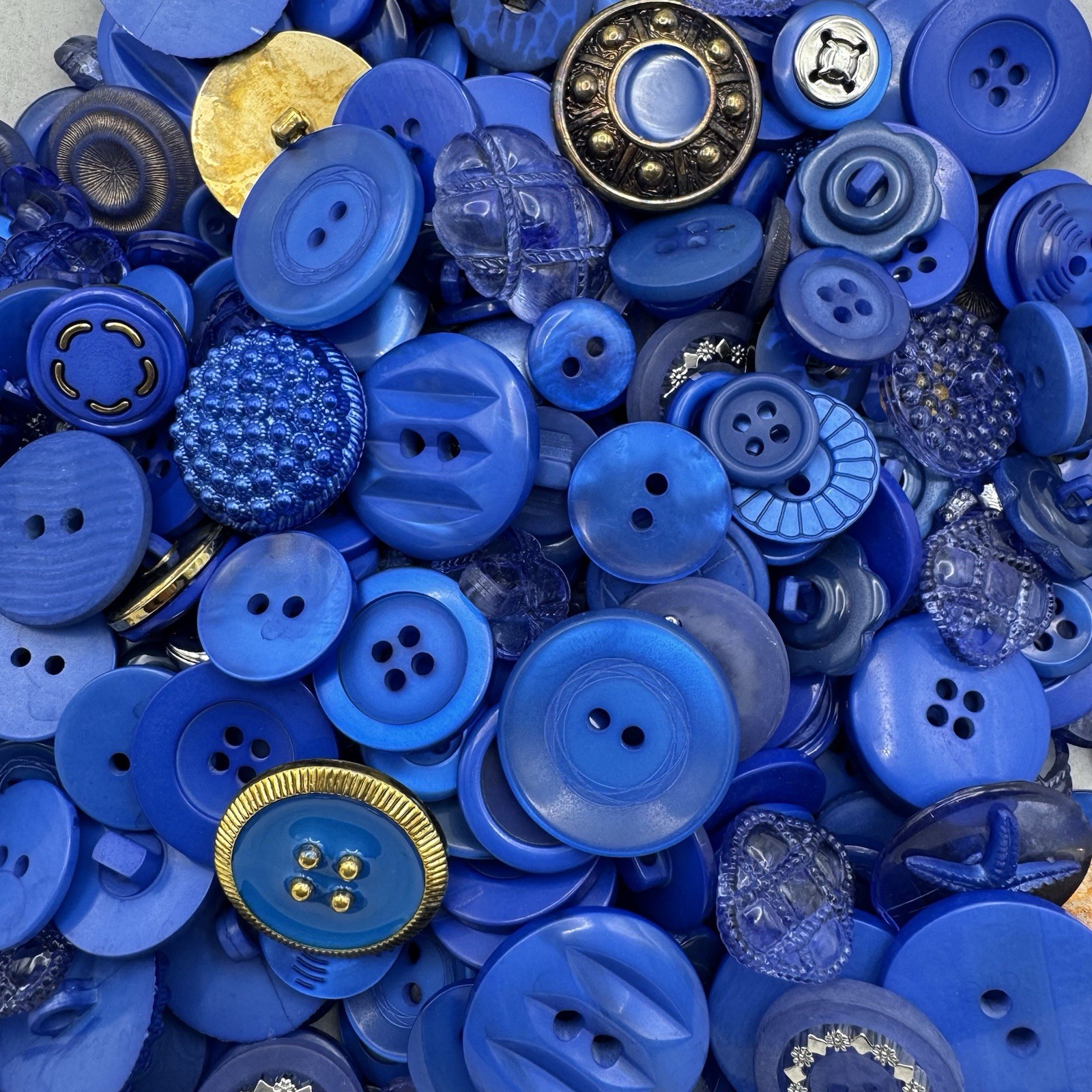 New! Mixed Lot Dyed BLUE Premium Buttons All Sizes For Embellishments