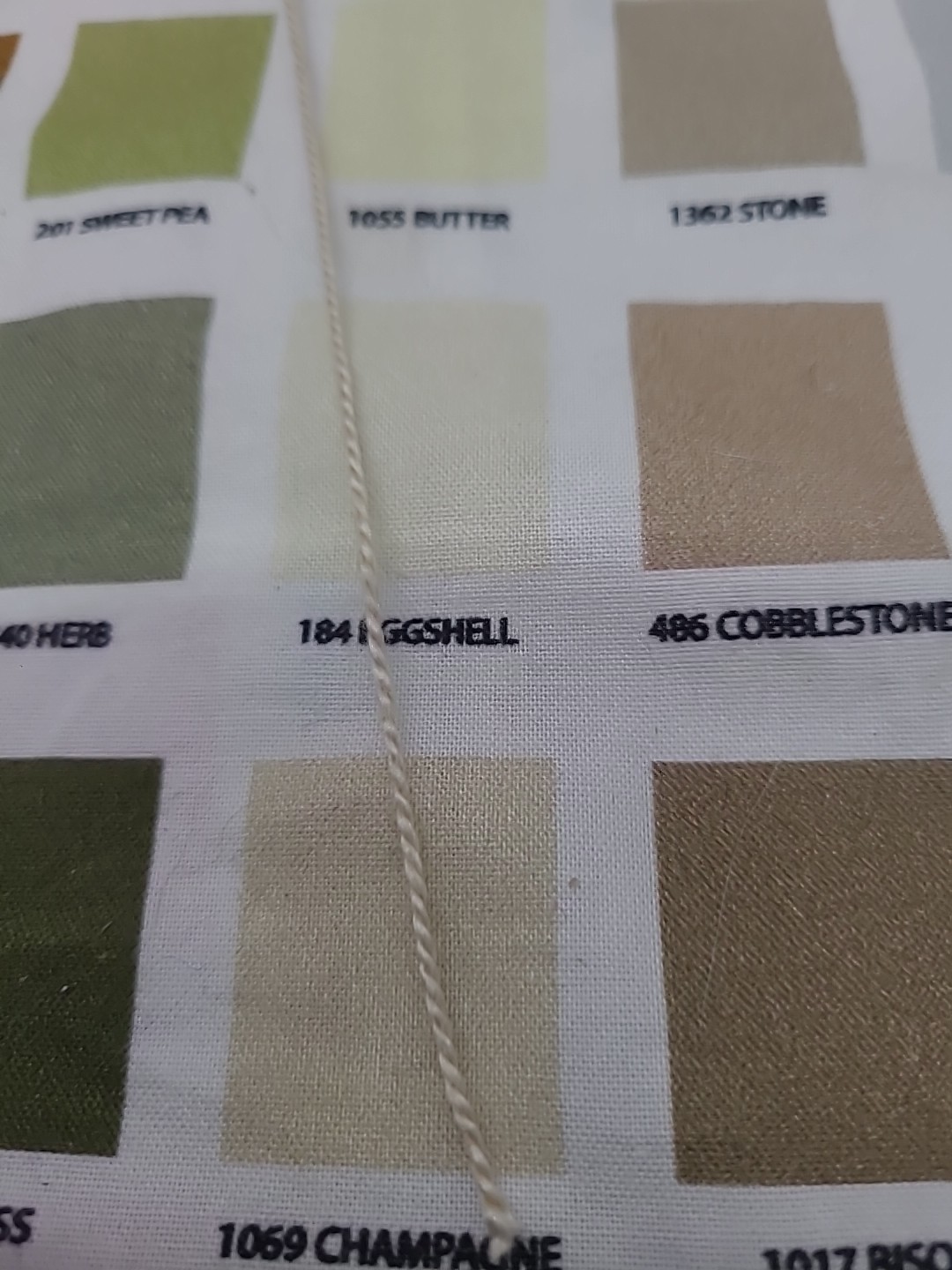 1 Lbs 8.9 oz Yarn 100% Silk Yarn Weaving Macrame Crochet Art Beige