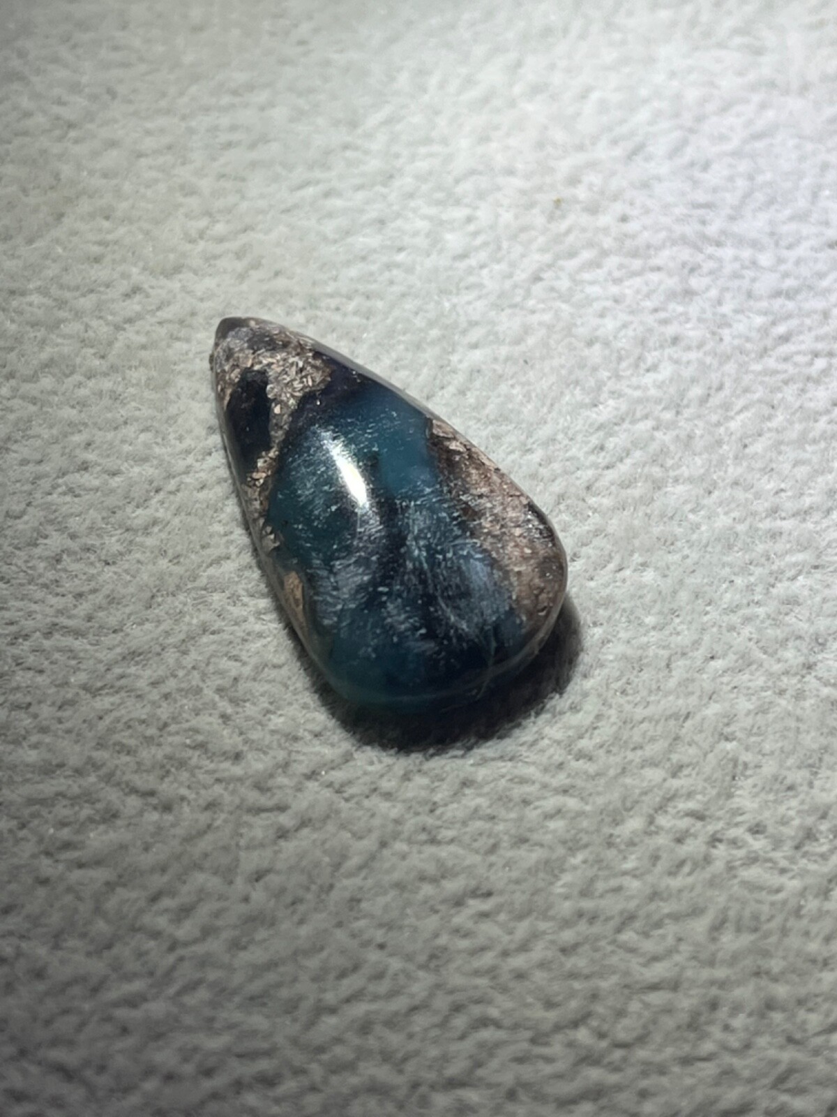 Needles Blue Agate 13.1 Cab in Rhyolite Porphyry Pear tear drop Blue Danube , AZ