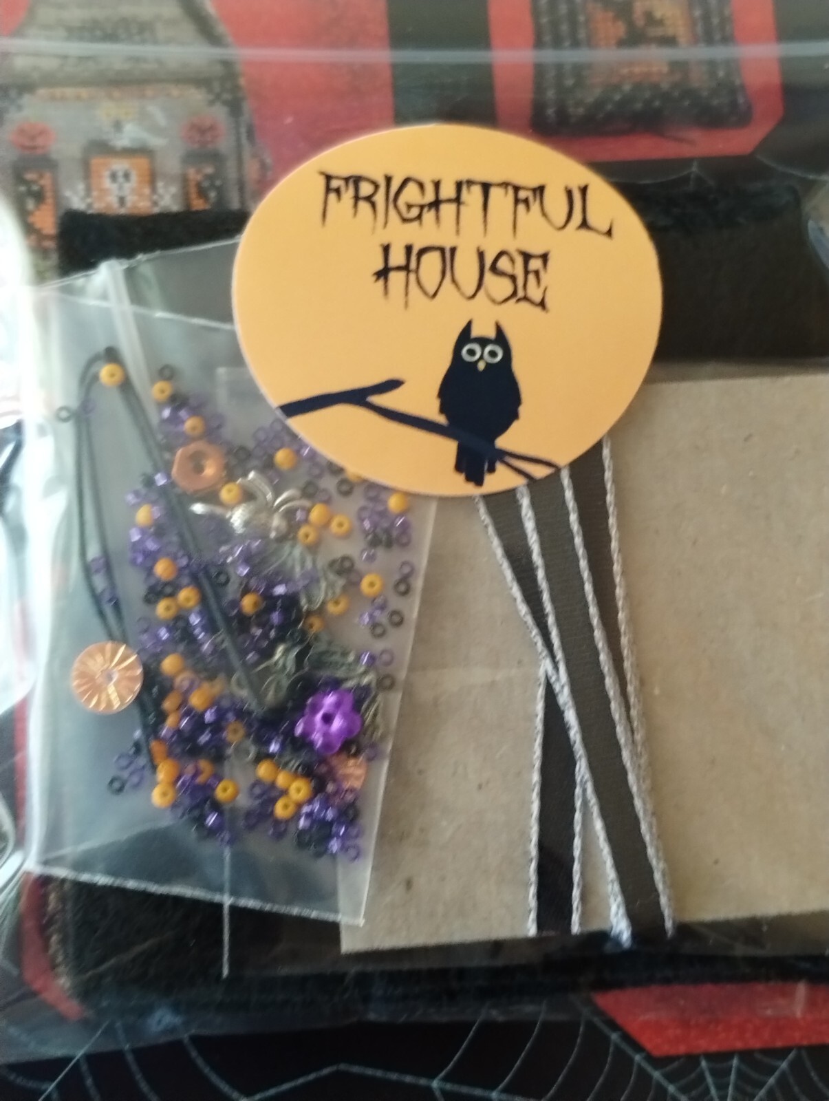 HALLOWEEN JUST NAN OWLVIRA’S FRIGHTFUL HOUSE CROSS STITCH CHART & EMB, 2023
