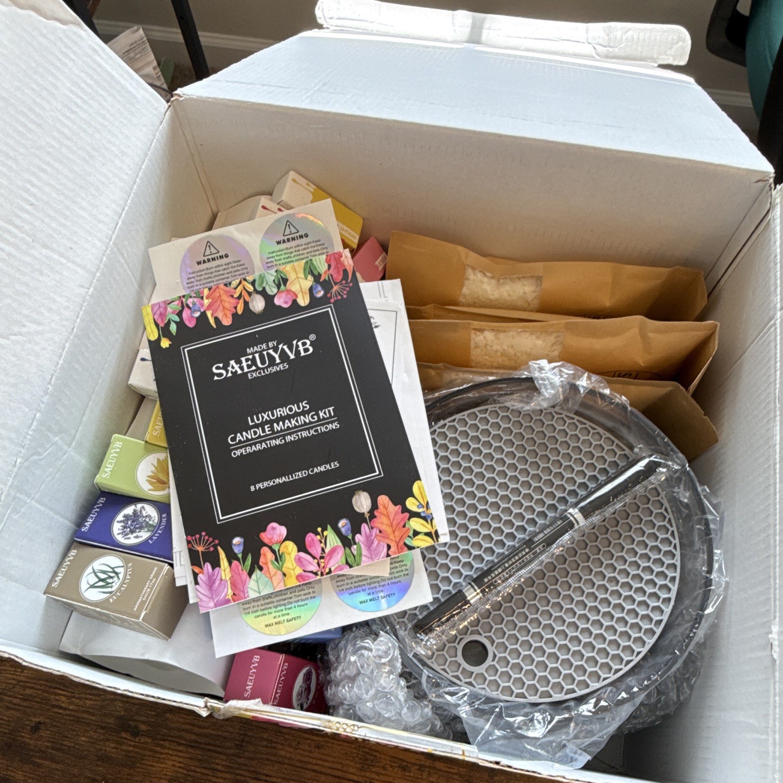 SAEUYVB Luxurious Candle Making Kit, Soy Wax Container Kit