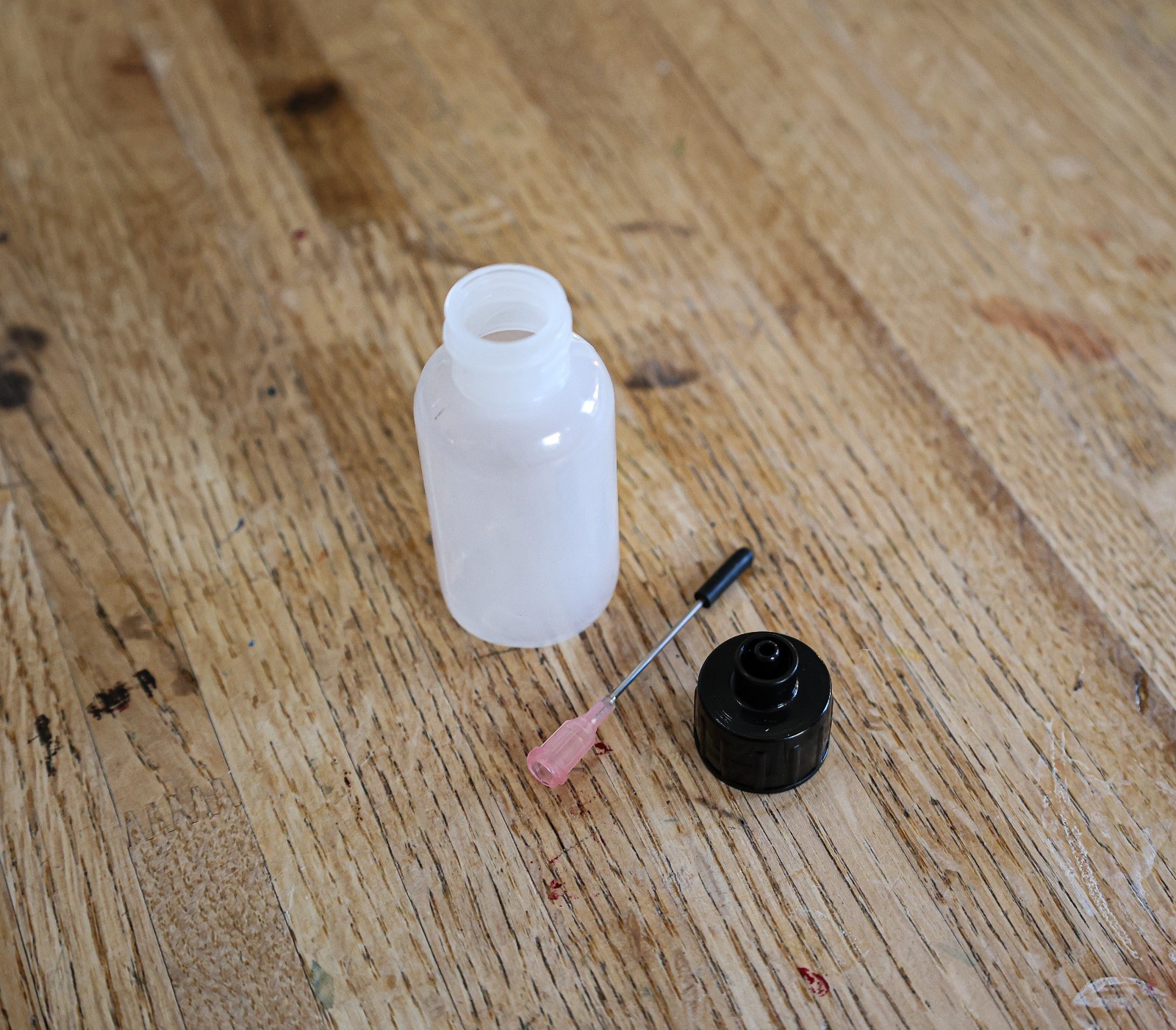 1oz Precision Squeeze Bottles, 10Pcs Long Needle – Small with tip 30ml