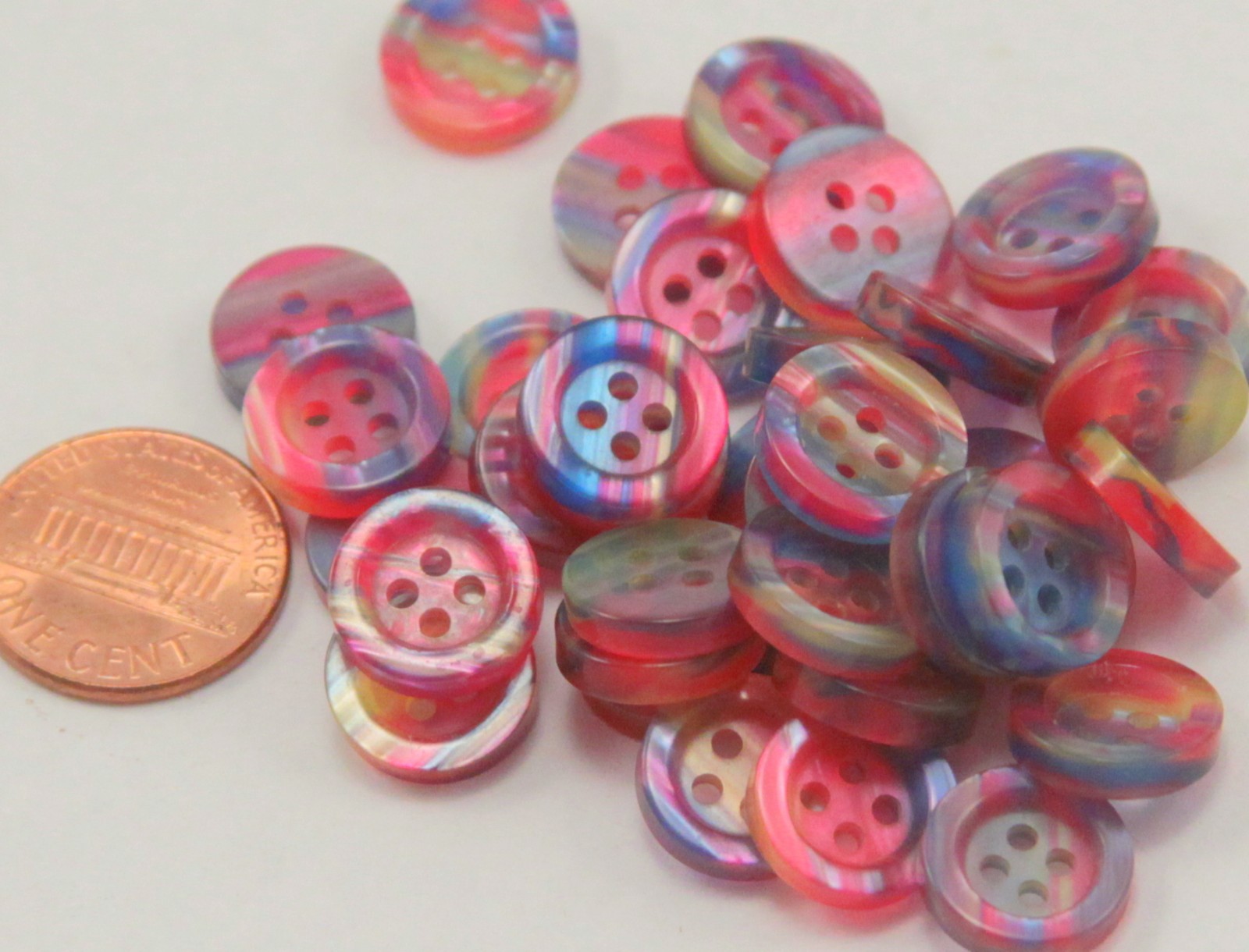24 Small Pearlized Multi-color Rainbow Plastic Buttons 1/2″ 13mm # 7056