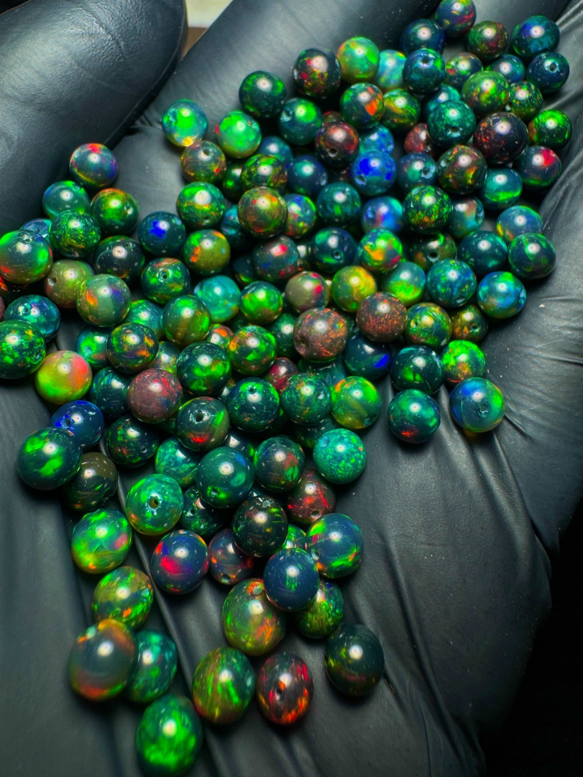 Black Ethiopian Opal Balls, 10 Pcs Lot Fire Beads Multicolor Flash (5-5.5) MM.