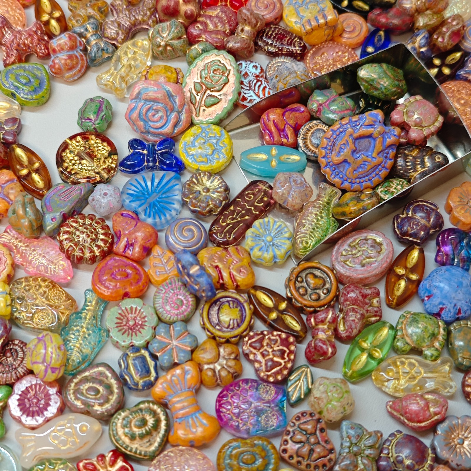 100g Handmade Glass Beads for Jewelry Making – 200 Mixed Styles Assortment