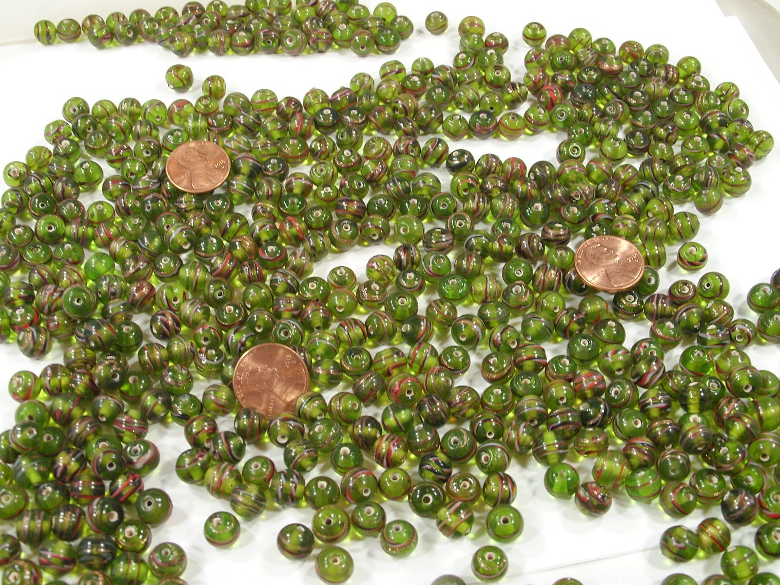 2 Pounds (8mm) Round Green Swirl India Handmade Glass Beads Wholesale (QOL-1) ⭐