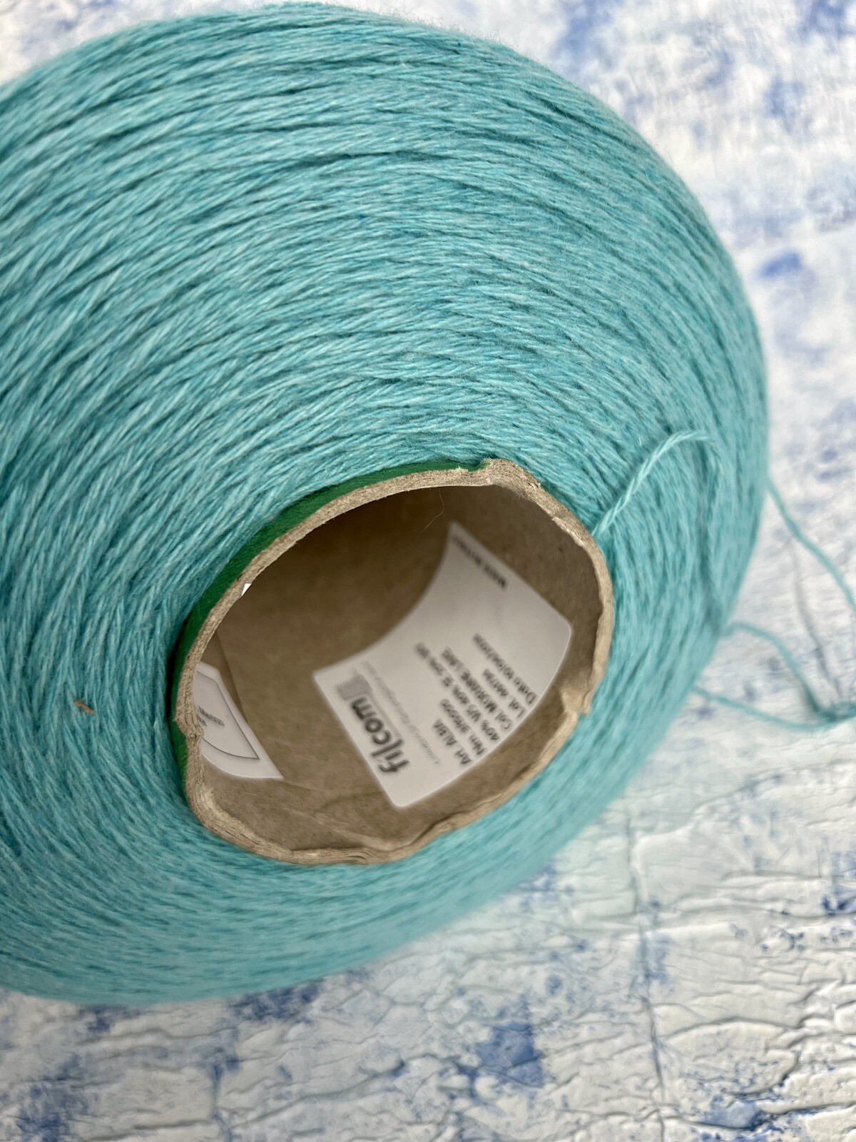 Cashmere/silk/merino 40/40/20% fine yarn 500m/100g (546yrd/3.52oz), per 100g