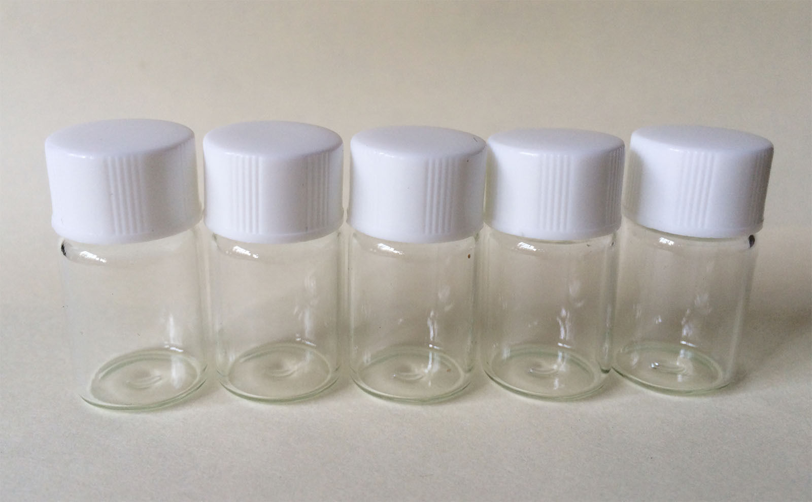 10pcs 2ml Clear Glass Bottles 16*25mm Vials with Plastic Lid Small Bottle