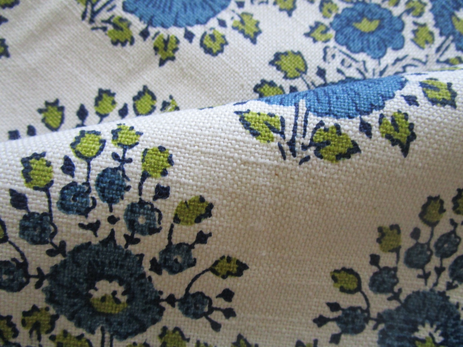 John Robshaw Lanka Linen Blend Blue Indeinne Floral Fabric Print 2.55 yds
