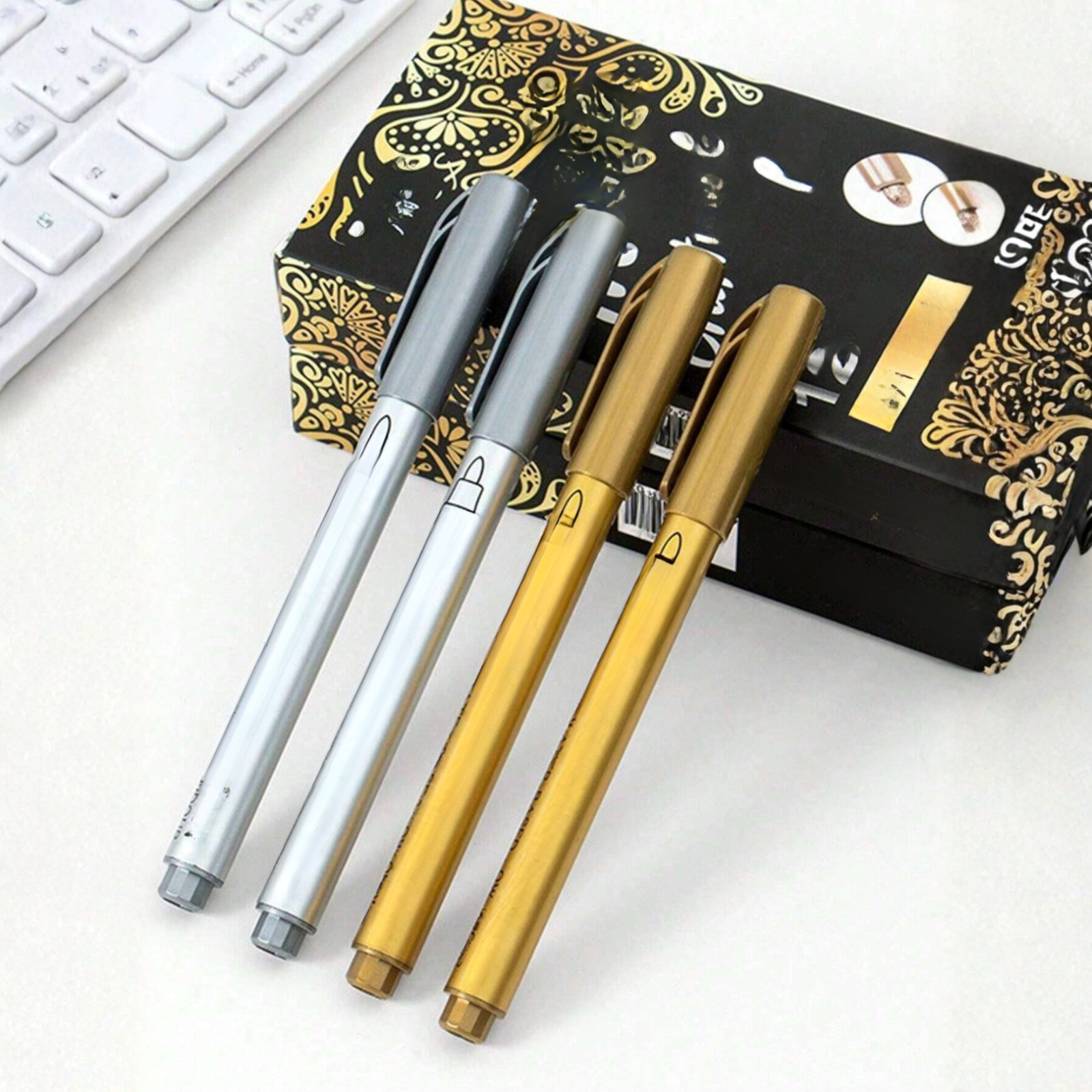 2pcs Gold Silver Metallic Paint Pens Acrylic Markers DIY Craft Scrapbook Card