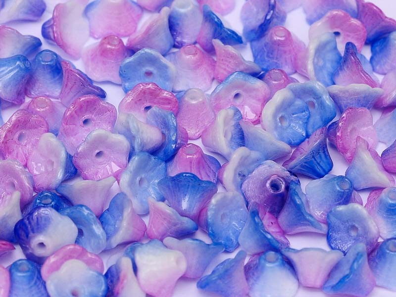 25 Czech Glass Flower Cup Beads 7 x 5 mm – Chalk White Funky Blue