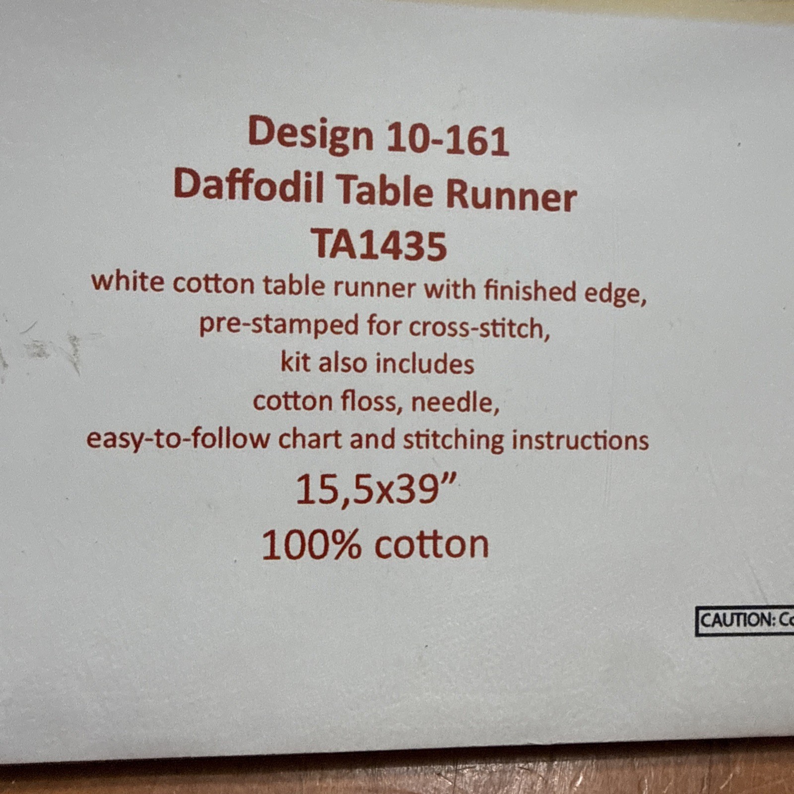 Duftin White Daffodil Table Runner 15.5×39” Design 10-161 Embroidery TA1435