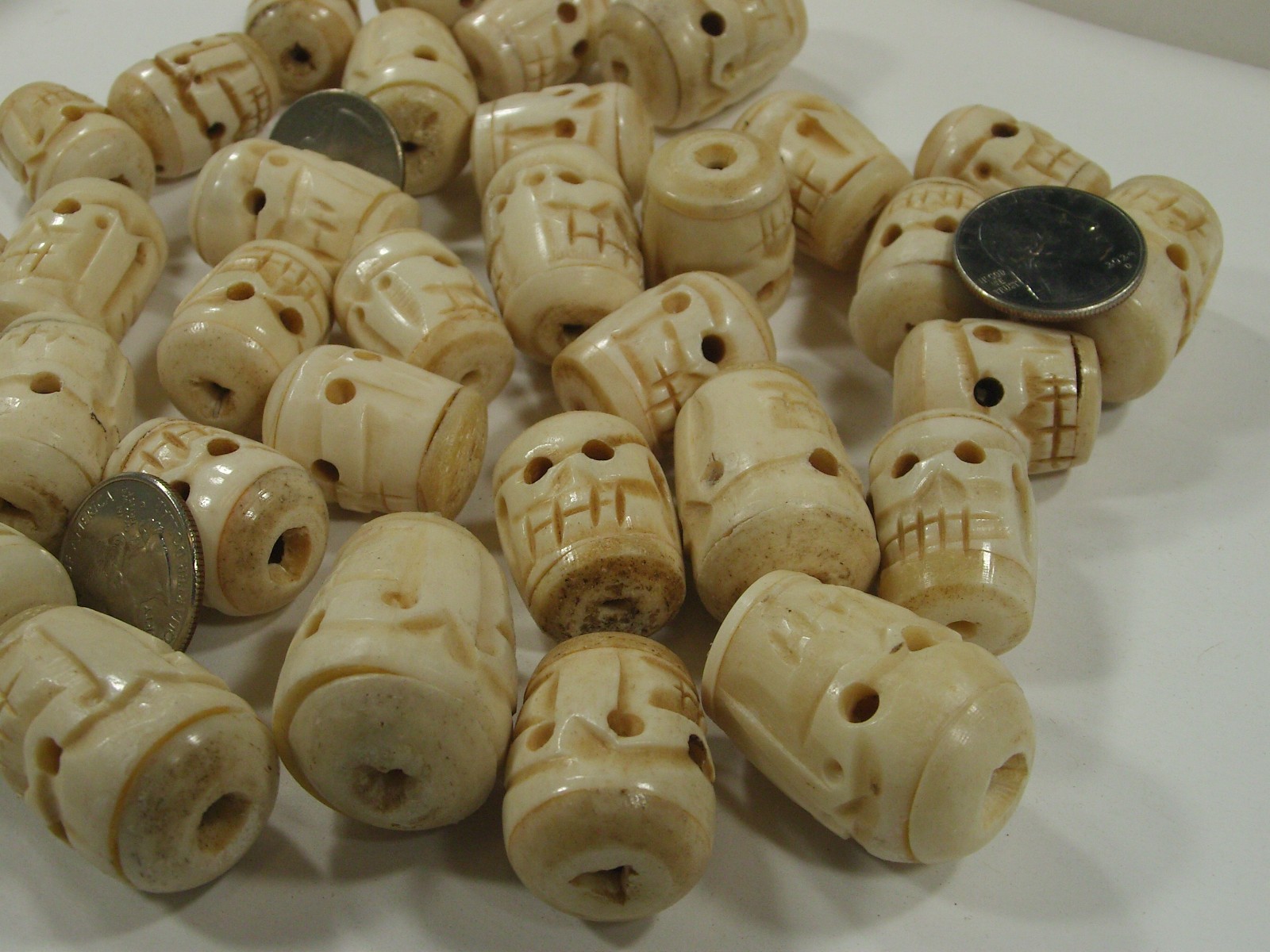 40 PCS Assorted Large India Handmade Water Buffalo Bone Skull Beads (PNKR-4)⭐