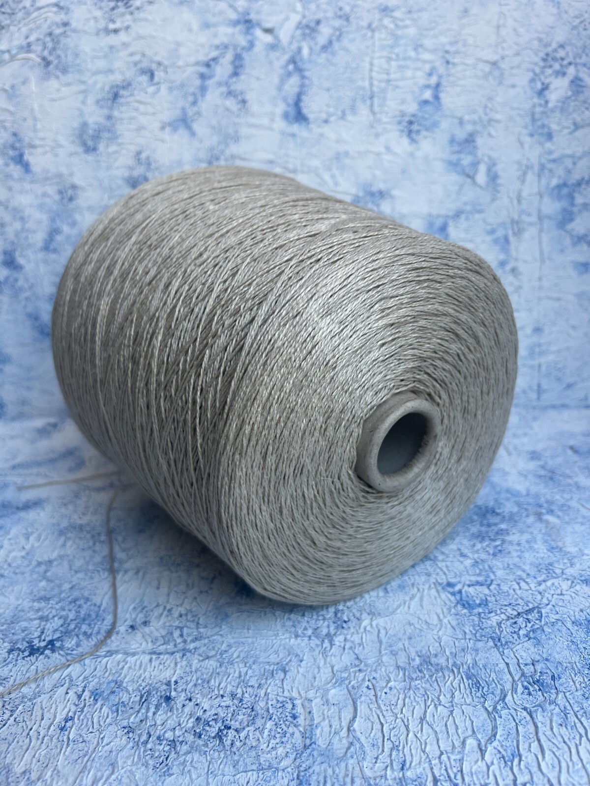 Linen fine yarn on cone 100% Linen 320m/100g (350yards/3.52oz), Per 100g/3.52oz