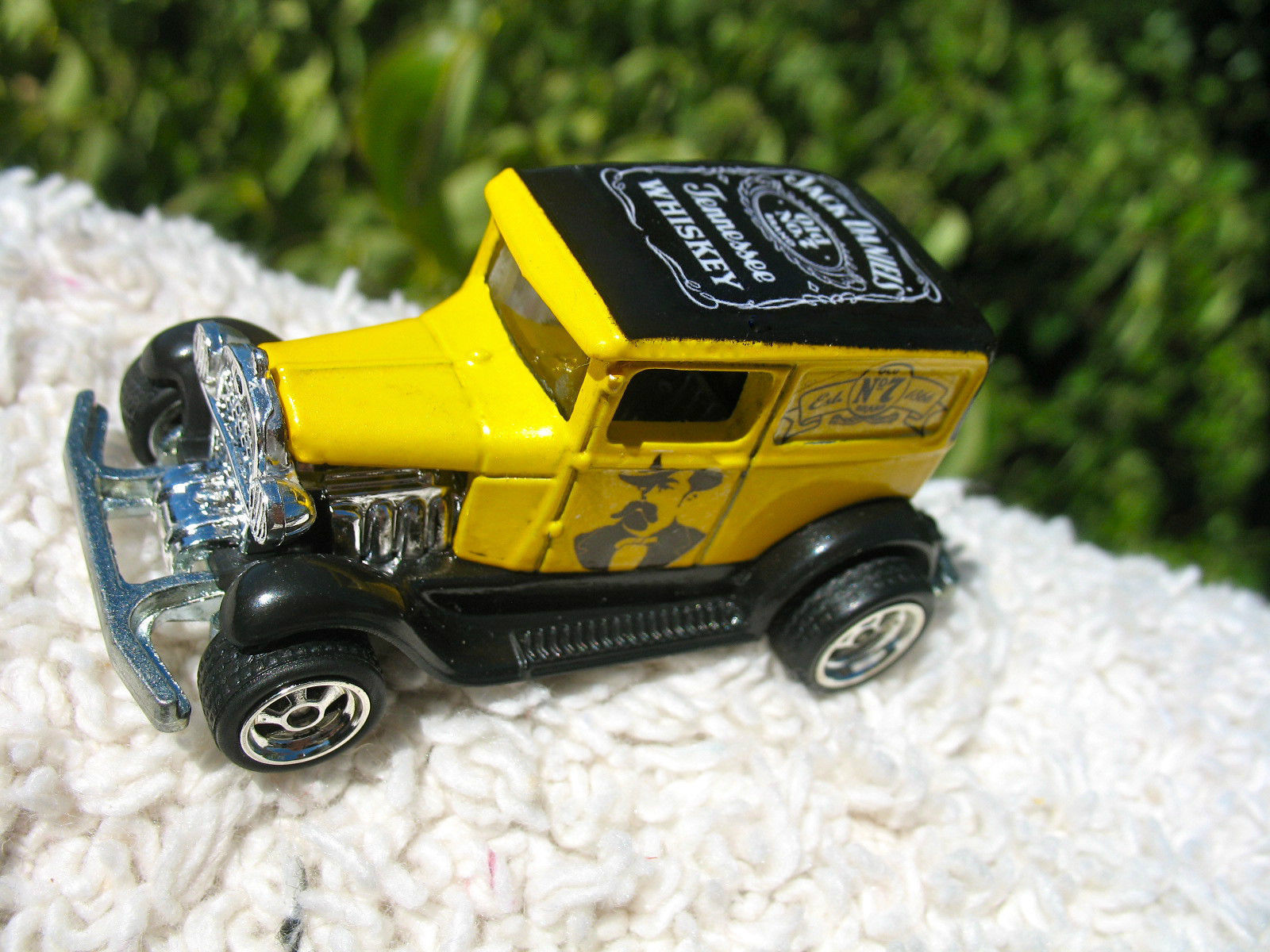 1:64,1:32,1:24 WATER-SLIDE DECALS FOR HOT WHEELS, MATCHBOX, SLOT CAR: