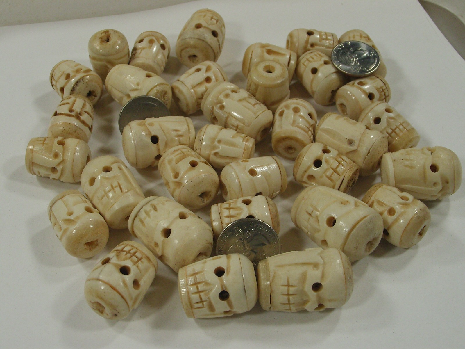 40 PCS Assorted Large India Handmade Water Buffalo Bone Skull Beads (PNKR-4)⭐