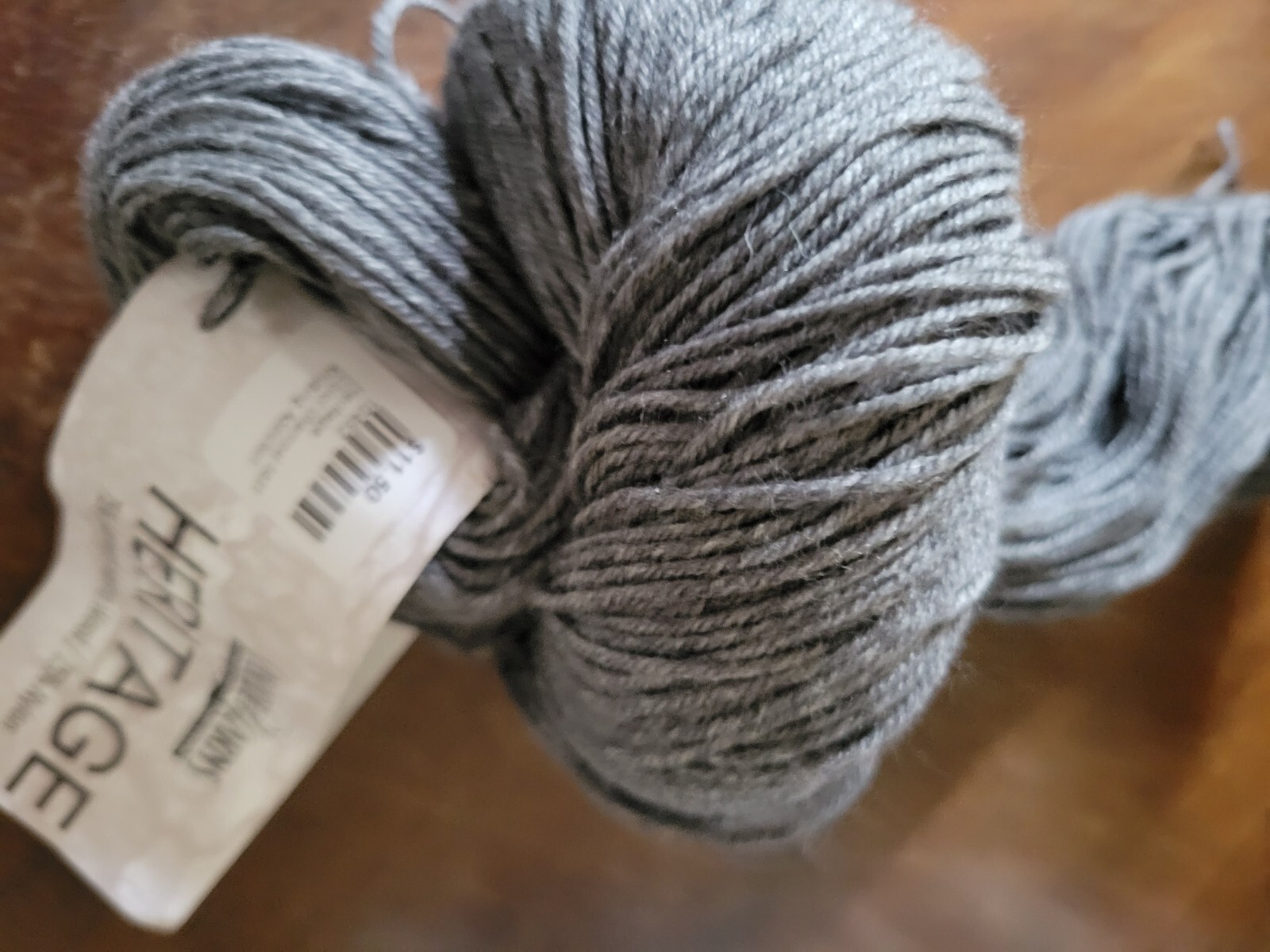 New Cascade Fine Sock Yarns 1 Hank Heritage Merino Super wash Charcoal #5631
