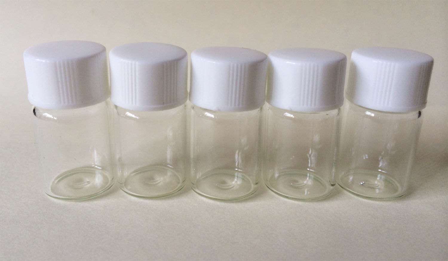 10pcs 2ml Clear Glass Bottles 16*25mm Vials with Plastic Lid Small Bottle