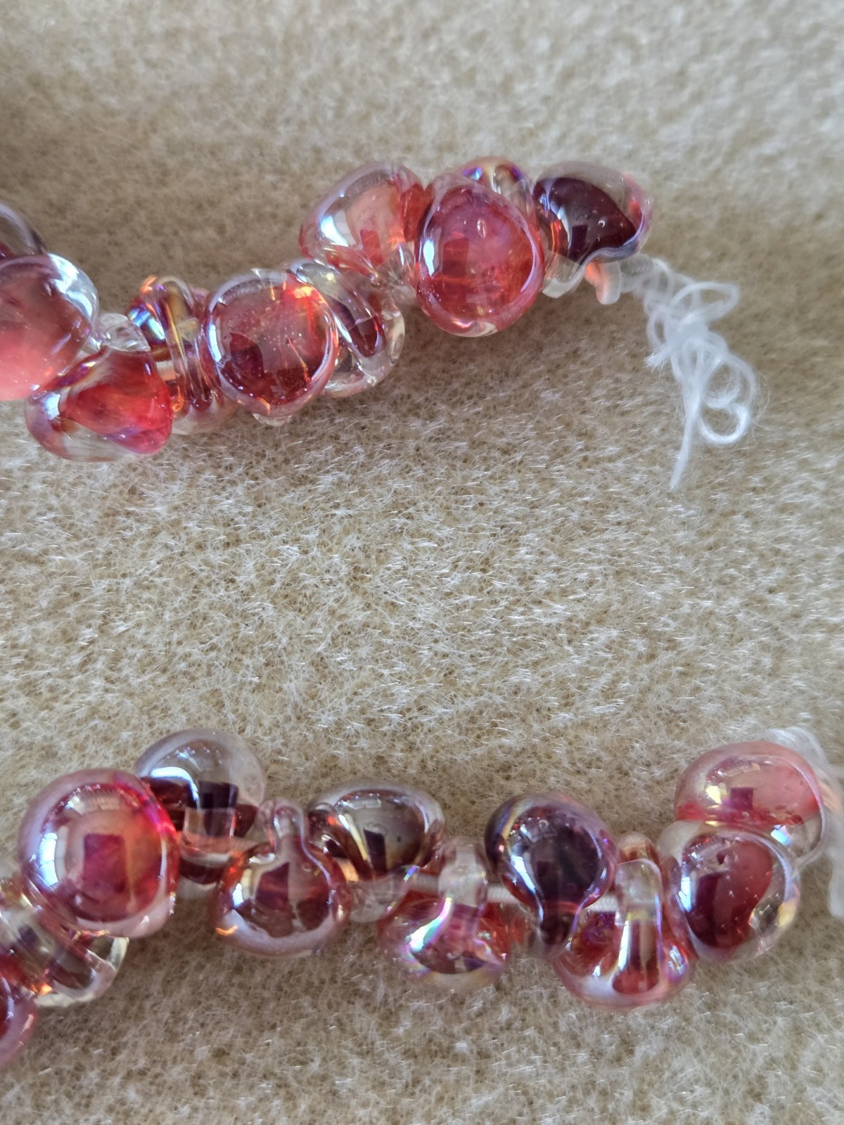 Unicorne Teardrop Glass Bead Strand, 9-10mm, Luster Peach, 25 Per Strand