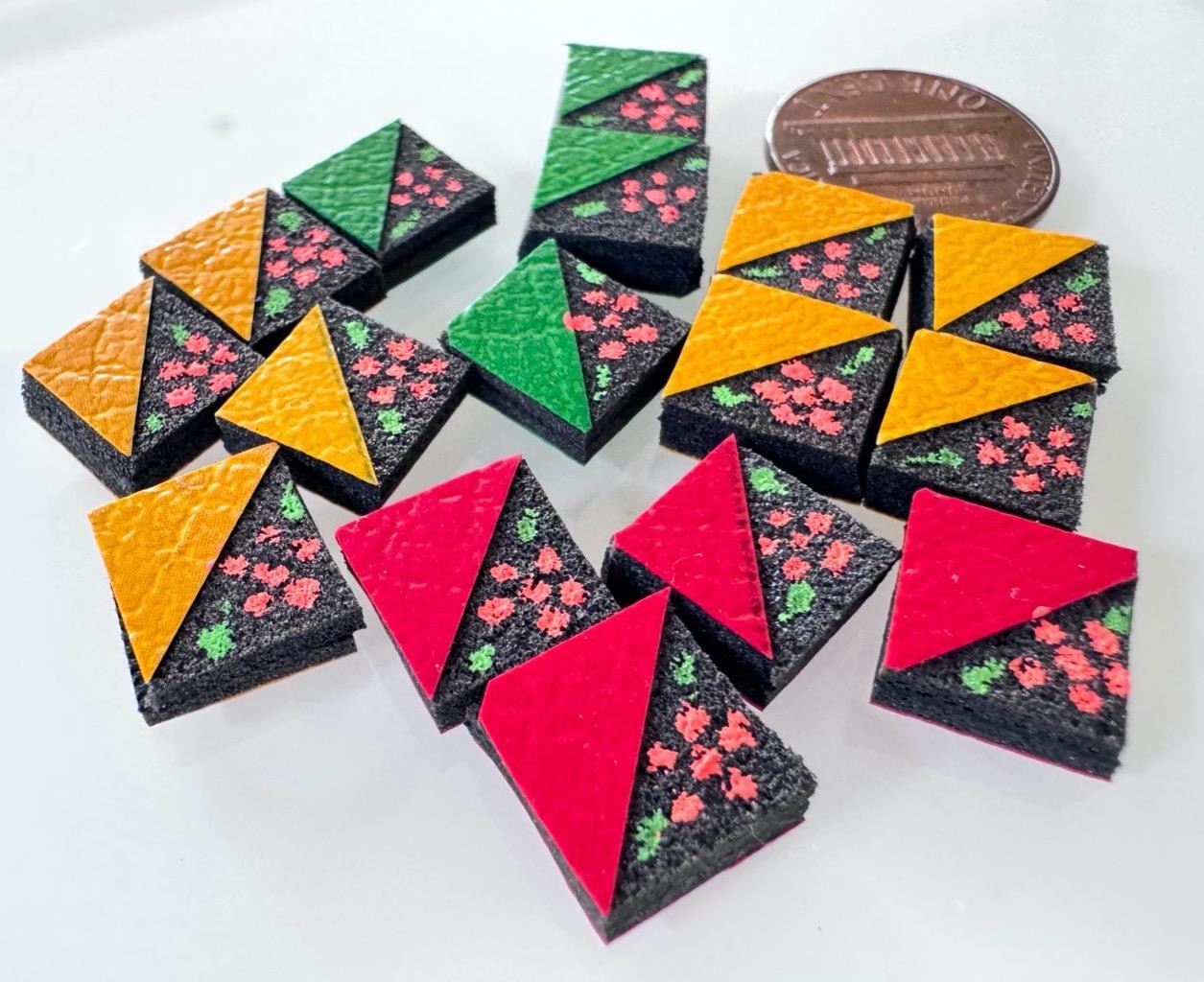 Vintage 10 x 10mm Floral Leatherette Squares Cabs Findings 16