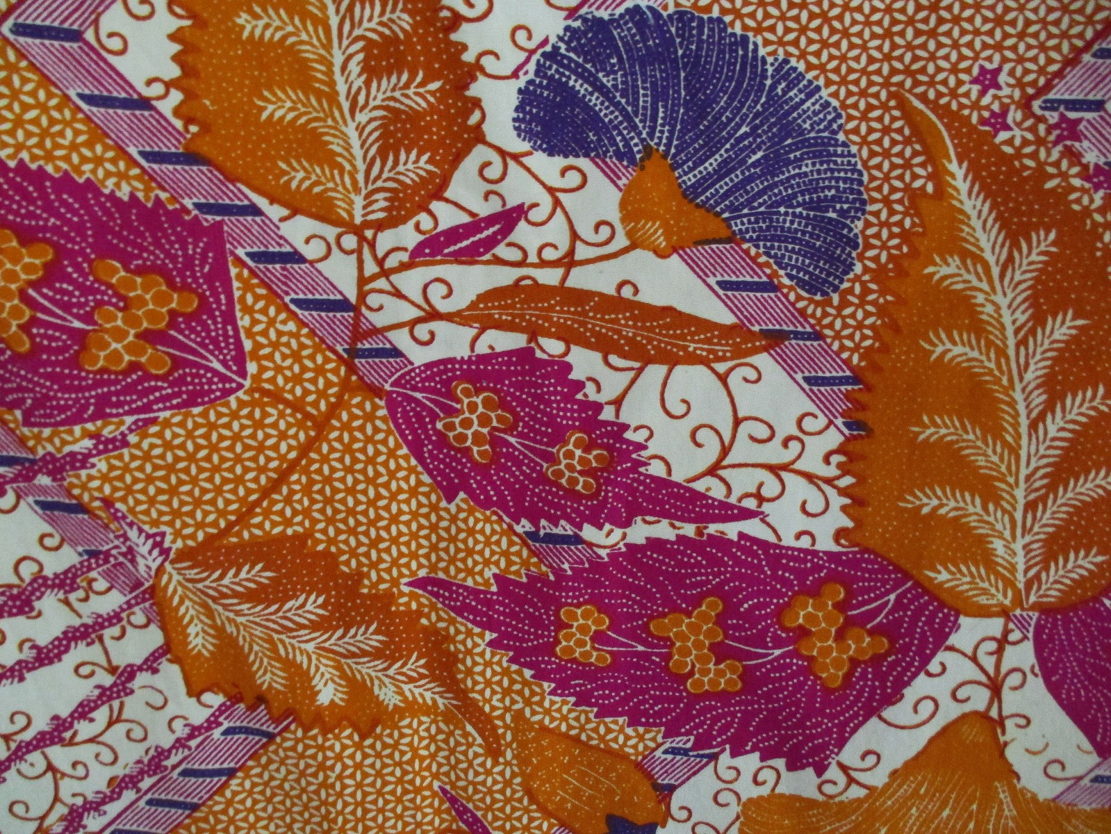 Pokok-Kelapa Indonesian Batik Sarong Fabric Cotton Tablecloth 40″ by 60″