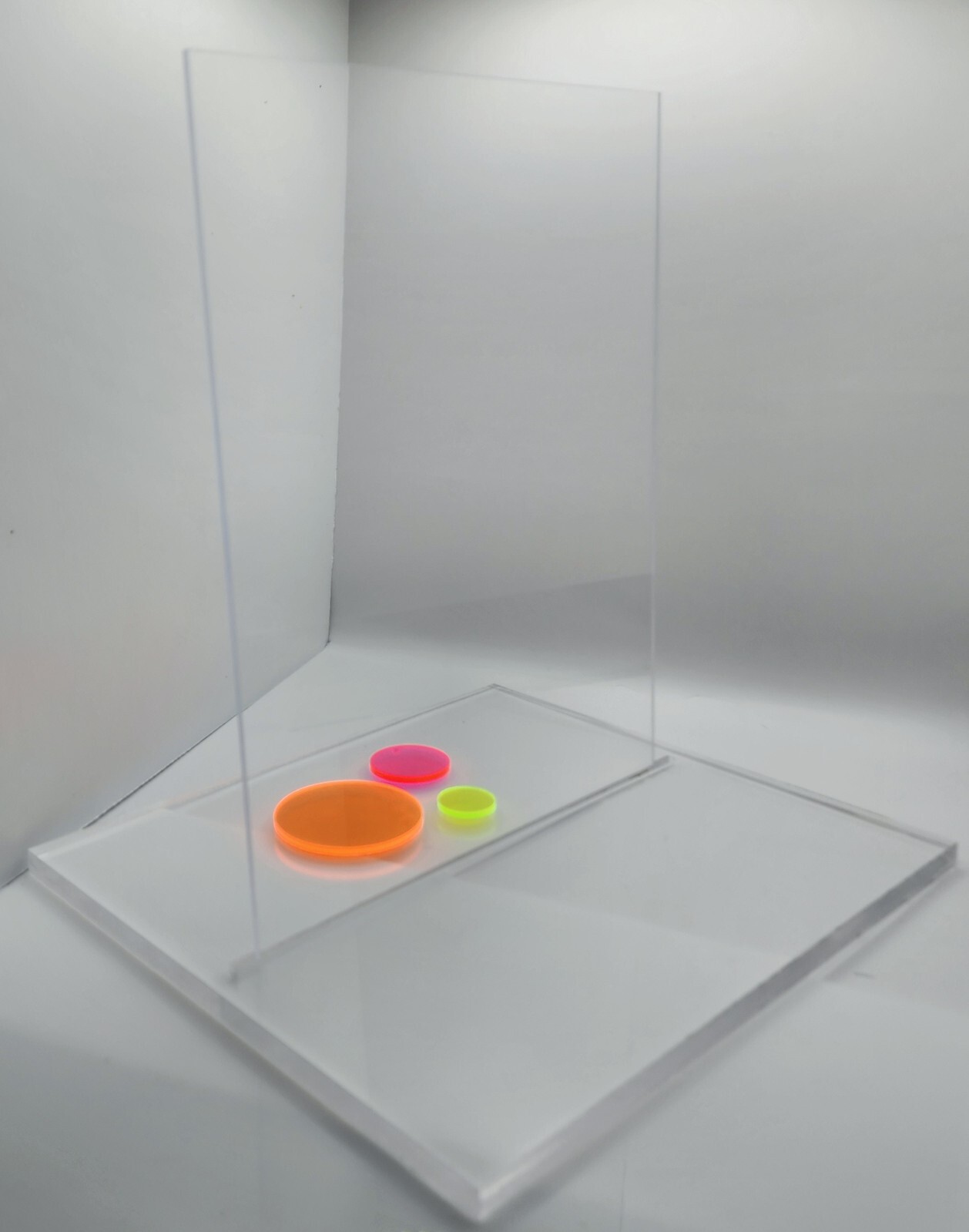 Acrylic Plexiglass Sheet – 1/2″ Thick – Clear – Water Resistant & Multipurpose