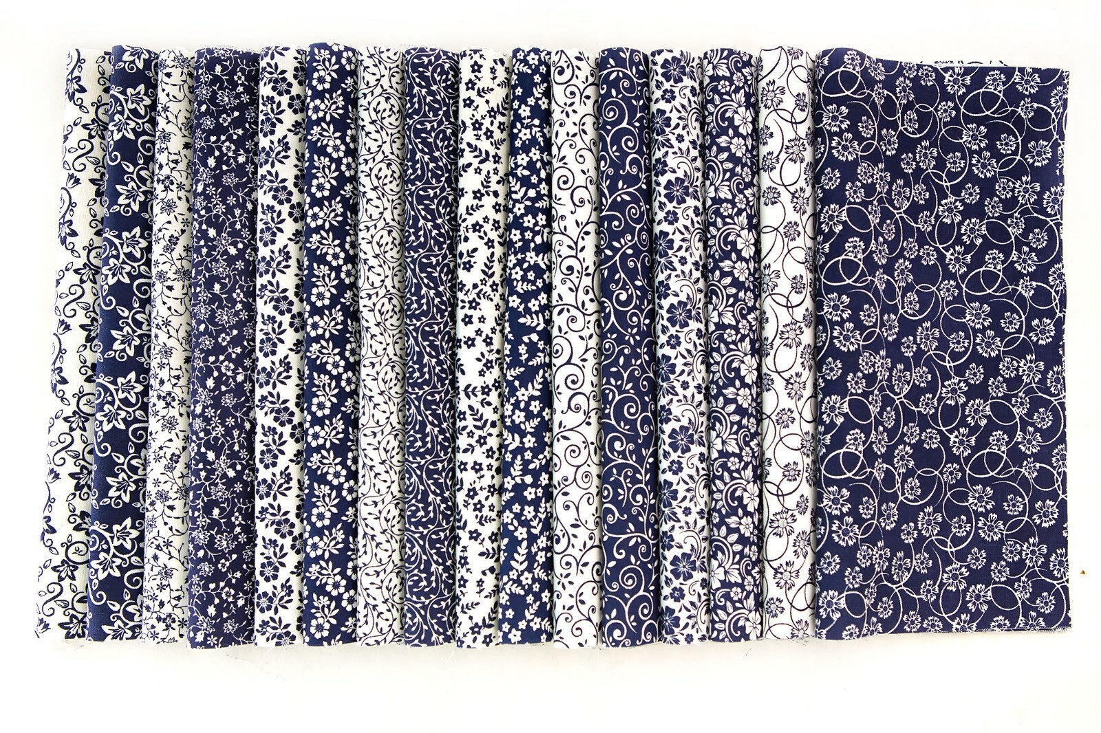 New Navy & White Basics pre cut charm pack 5″ squares 100% cotton fabric quilt