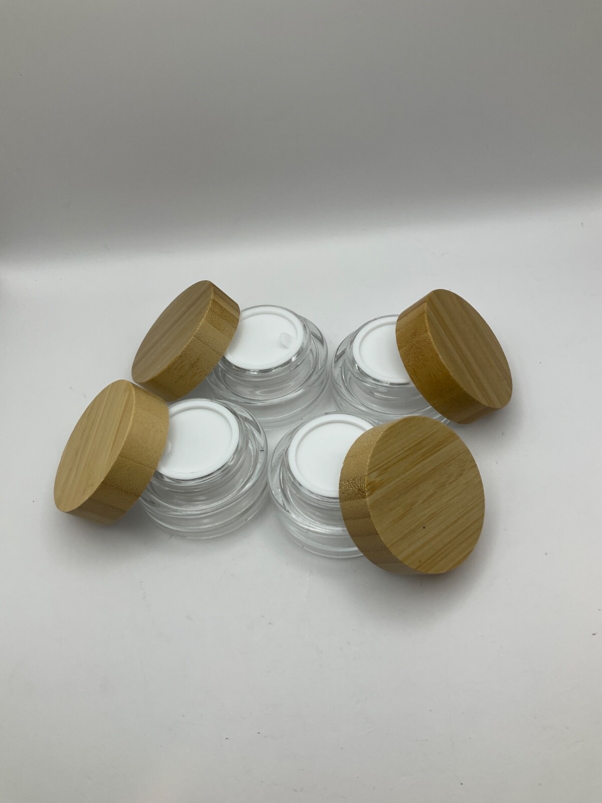 4pcs Empty 1 OZ/30ML Round Clear Glass Jars with Bamboo lids