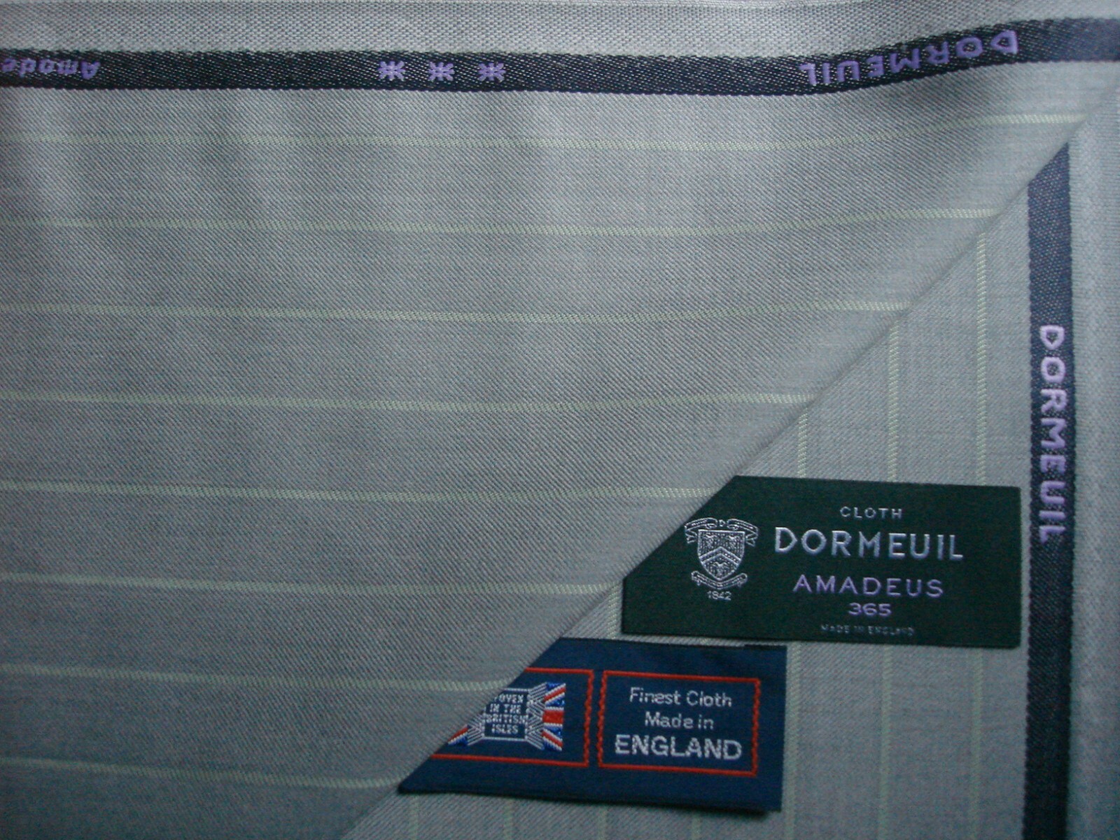 DORMEUIL 100% WOOL WORSTED SUITING FABRIC Amadeus 365 MADE IN ENGLAND – 1.0 m.