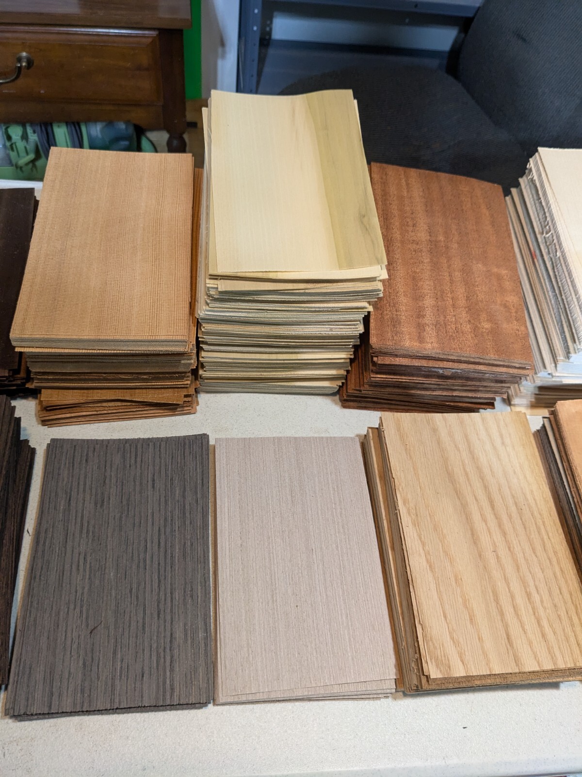 Grab Box full of Mixed WOOD Veneer 5″ x 8″ sheets 55-70 pcs       IC30