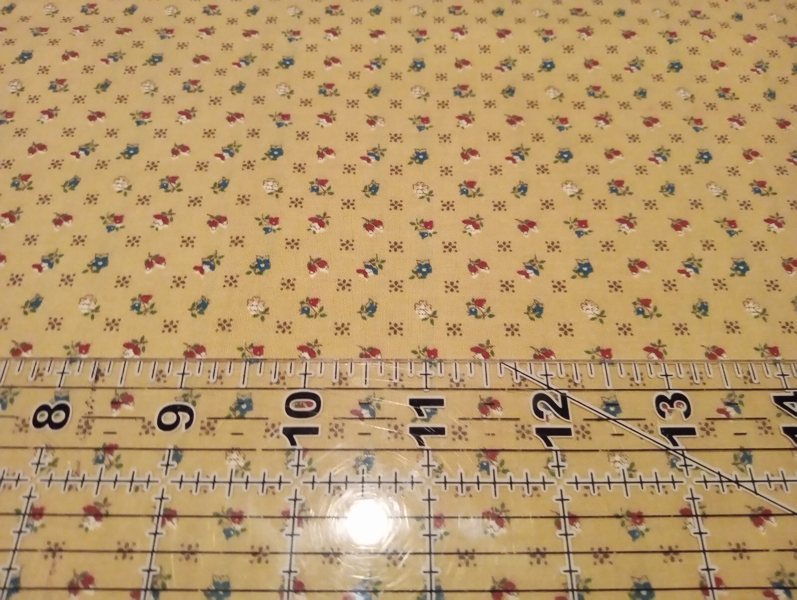 BTHY Half Yard Vintage Calico Fabric Antique Beige Small Flowers Cotton