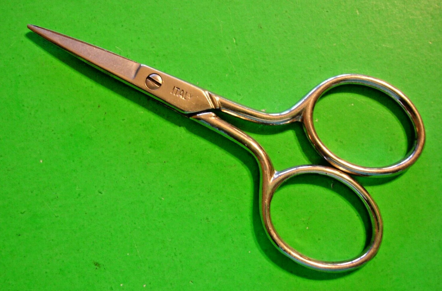 4″ Sharp Italian Embroidery Sewing Scissors w/case Money Back Guaranteed to Cut