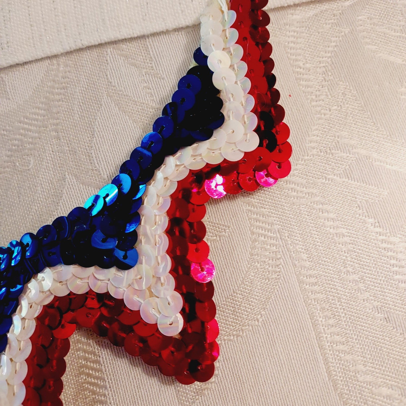 Vtg Patriotic Collar Shape Red White Blue Sequined Applique Sew Glue On – Patch