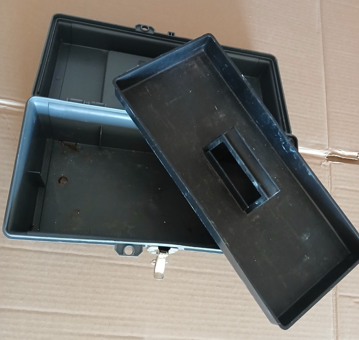 Contico artist carrying/storage box for brushes, pencils, tools, etc (box only)