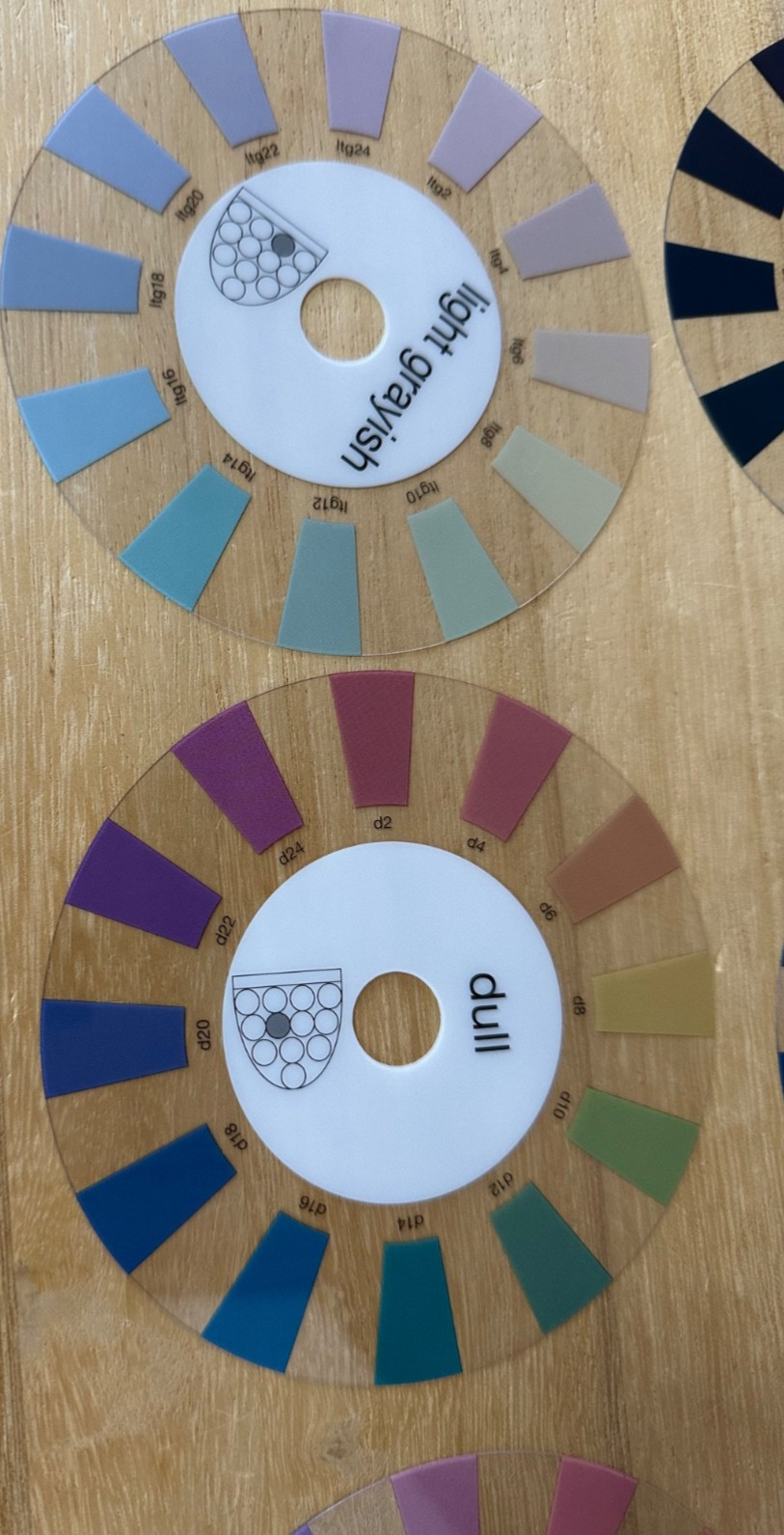 Japanese PCCS Color Tone Circle 11 Transparent Discs 132 Colors with Pouch Japan