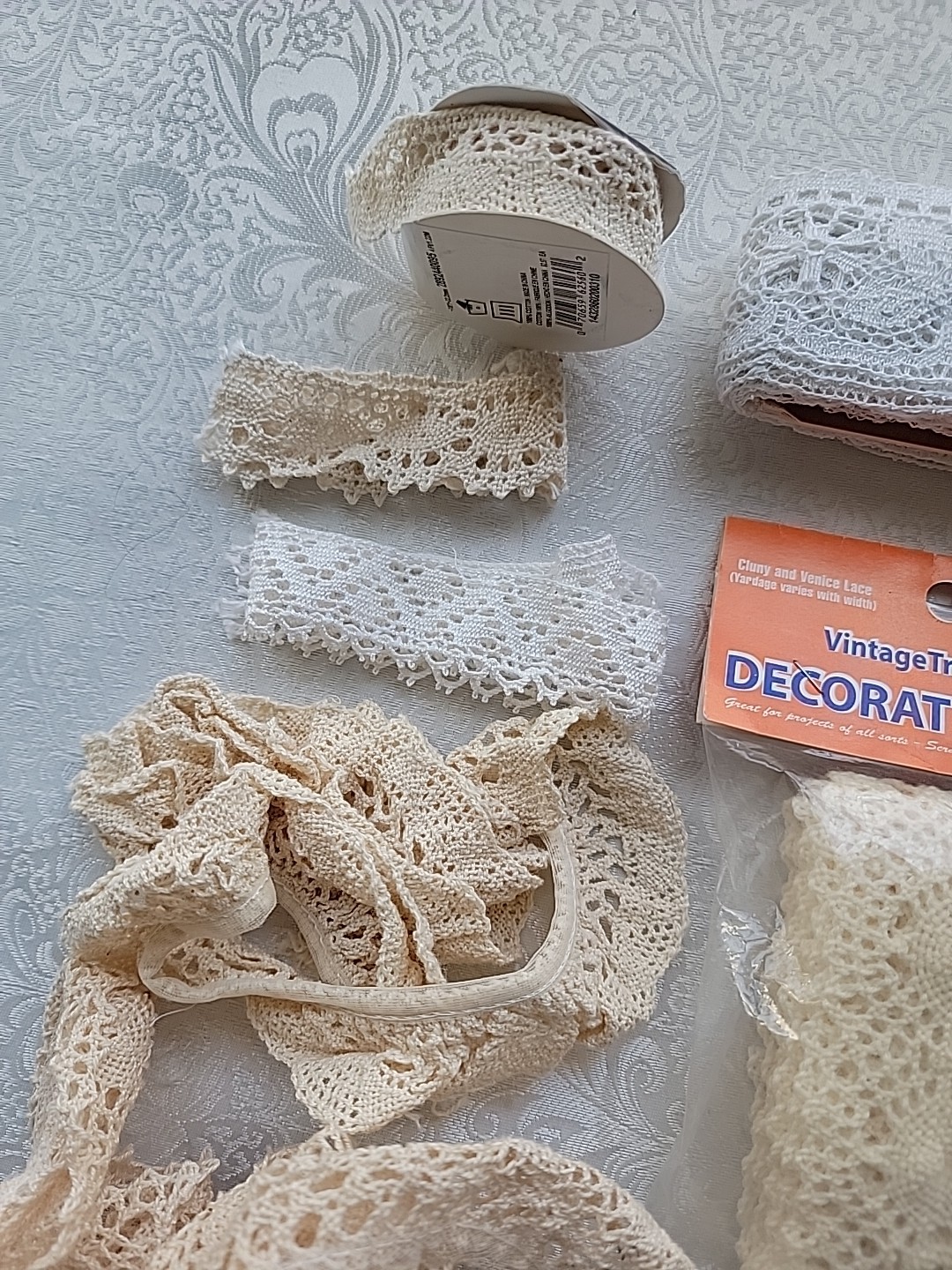 Lot of Flat & Ruffled Chunky Lace Trim Embellishment – White – Ivory – Cream