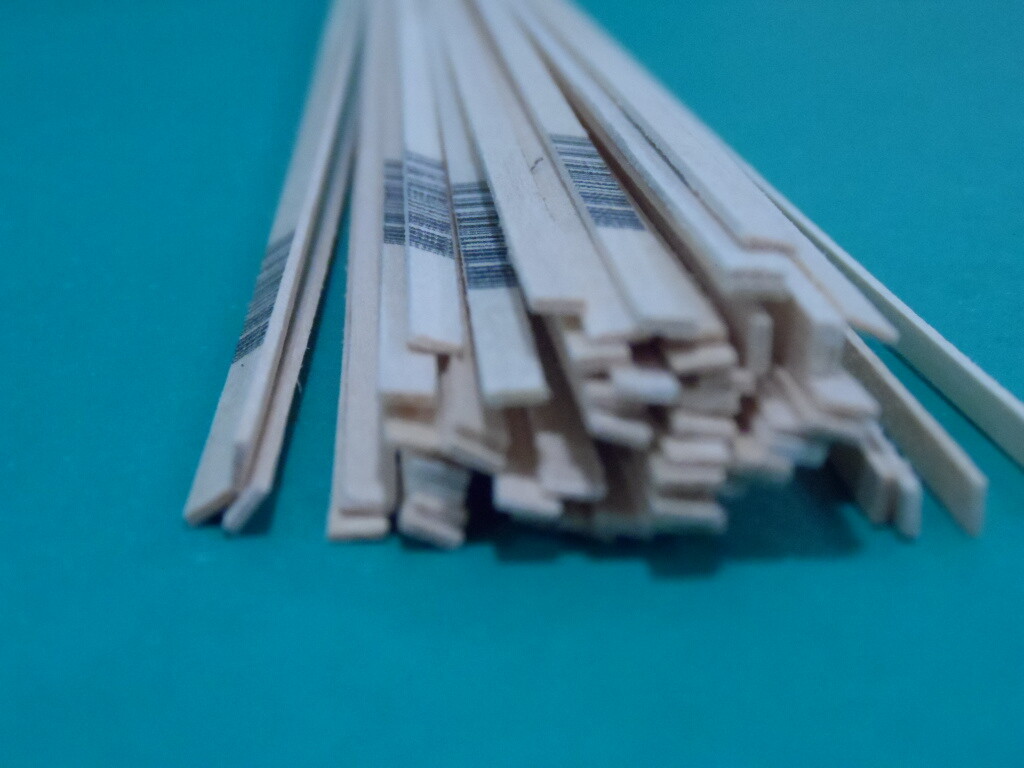 Bass Wood 1/32 X 1/8 x 24in (30) 3003