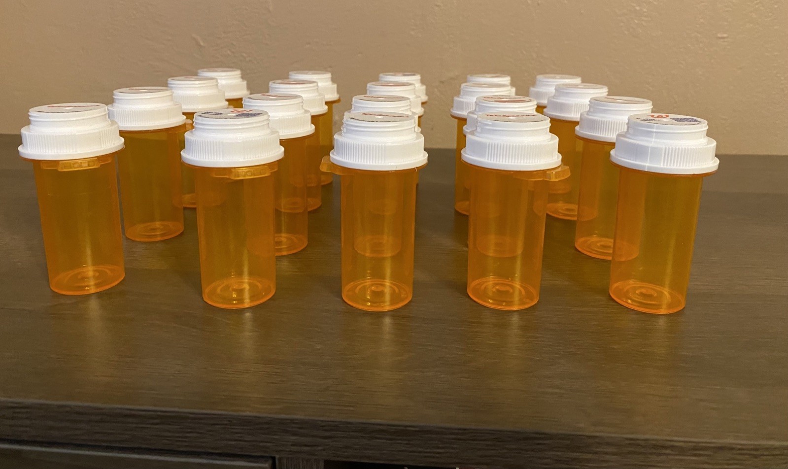 Small Amber Empty Prescription Bottles – Set of 20 – Free Shipping!