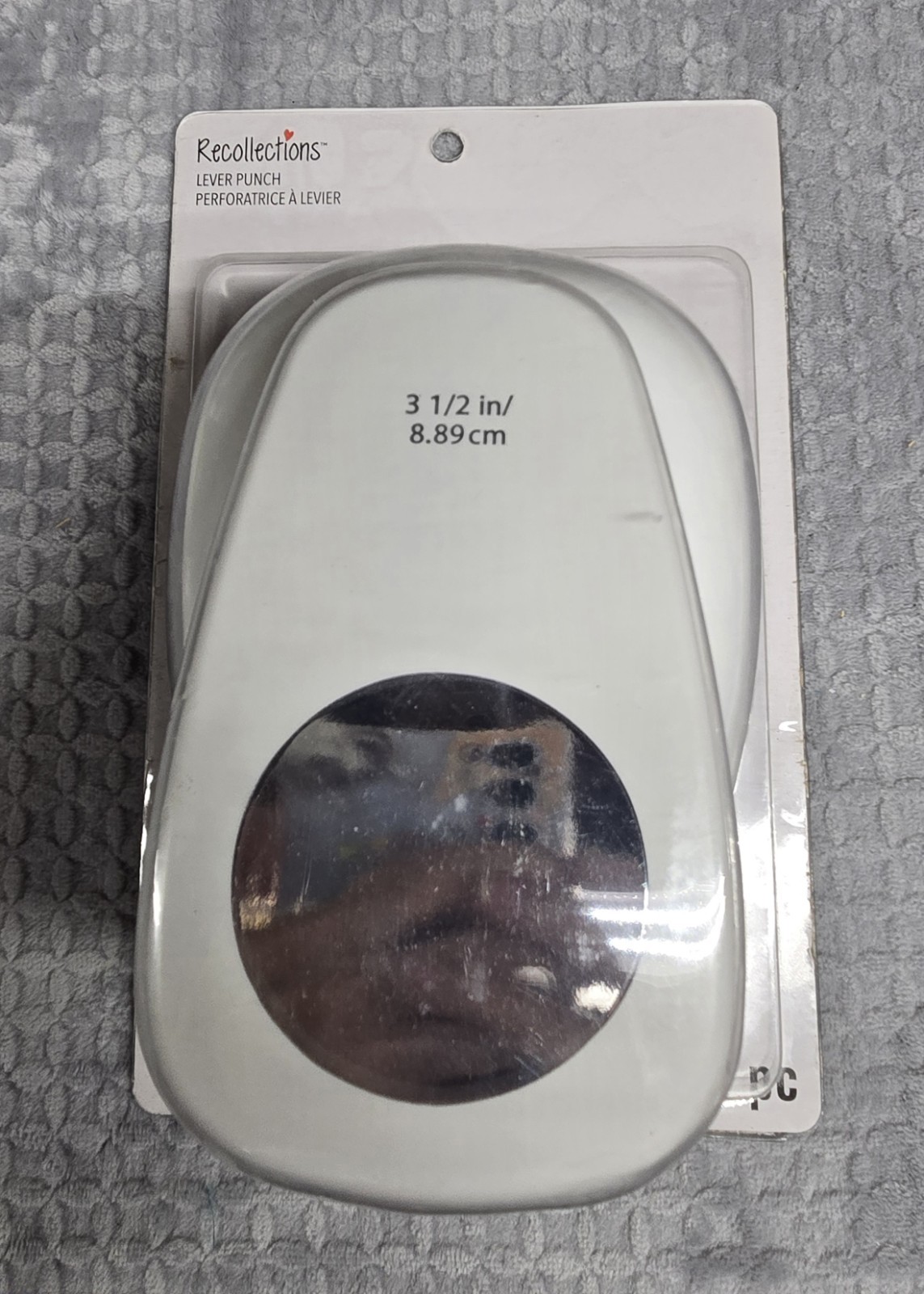 Circle Lever 3.5″ Hole Punch by Recollections